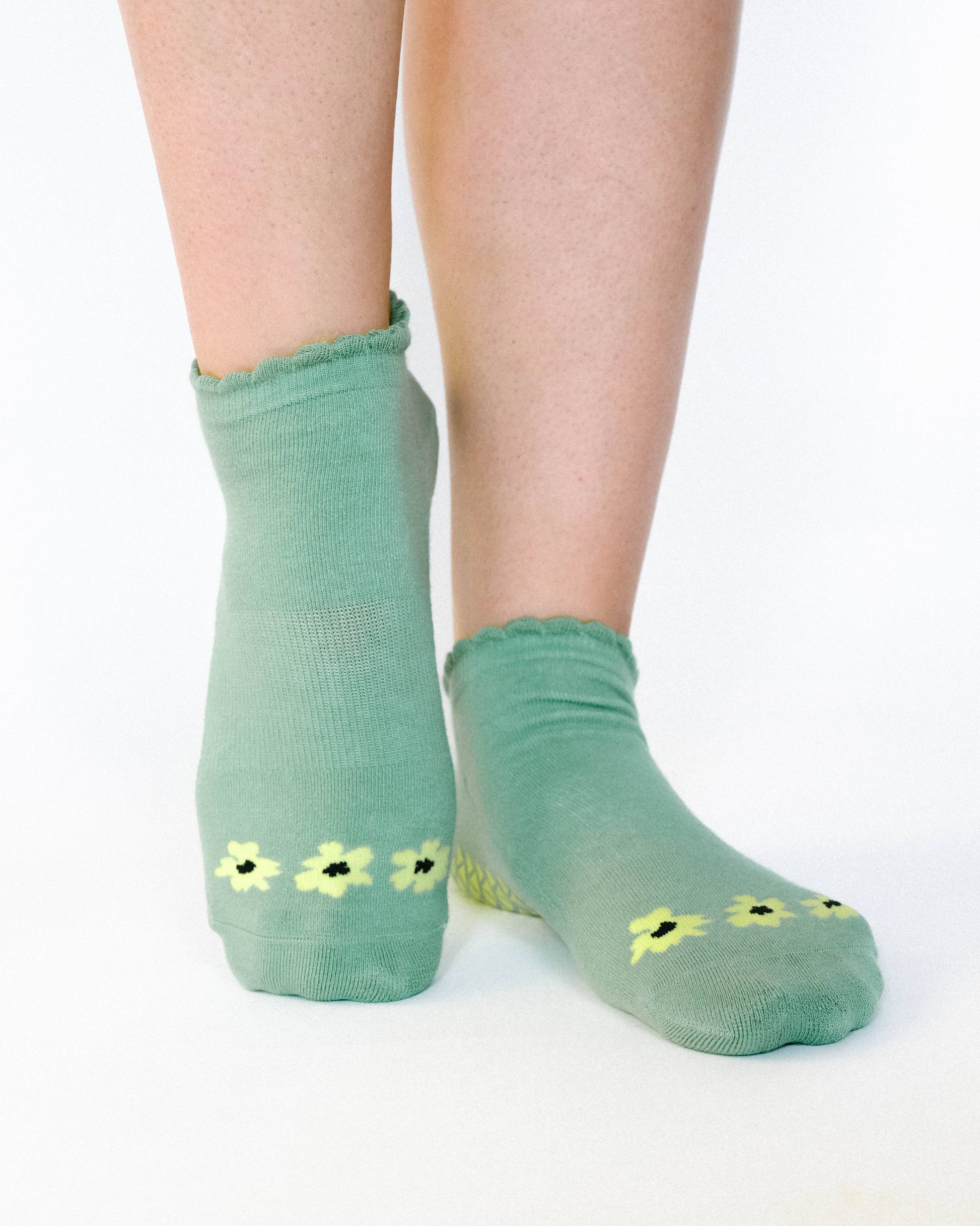 Blossom Full Foot Grip Sock