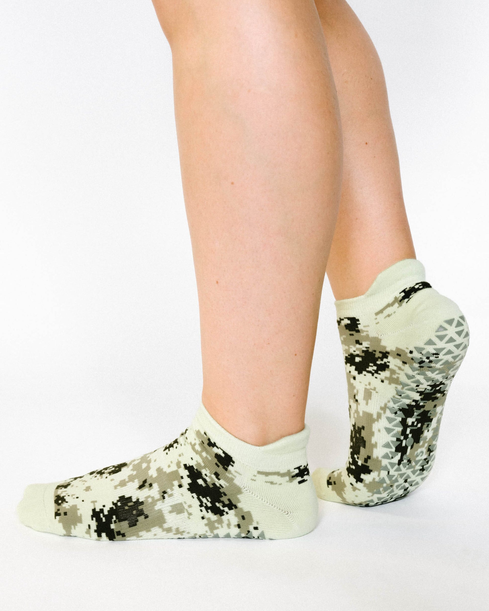 Camper Full Foot Grip Sock