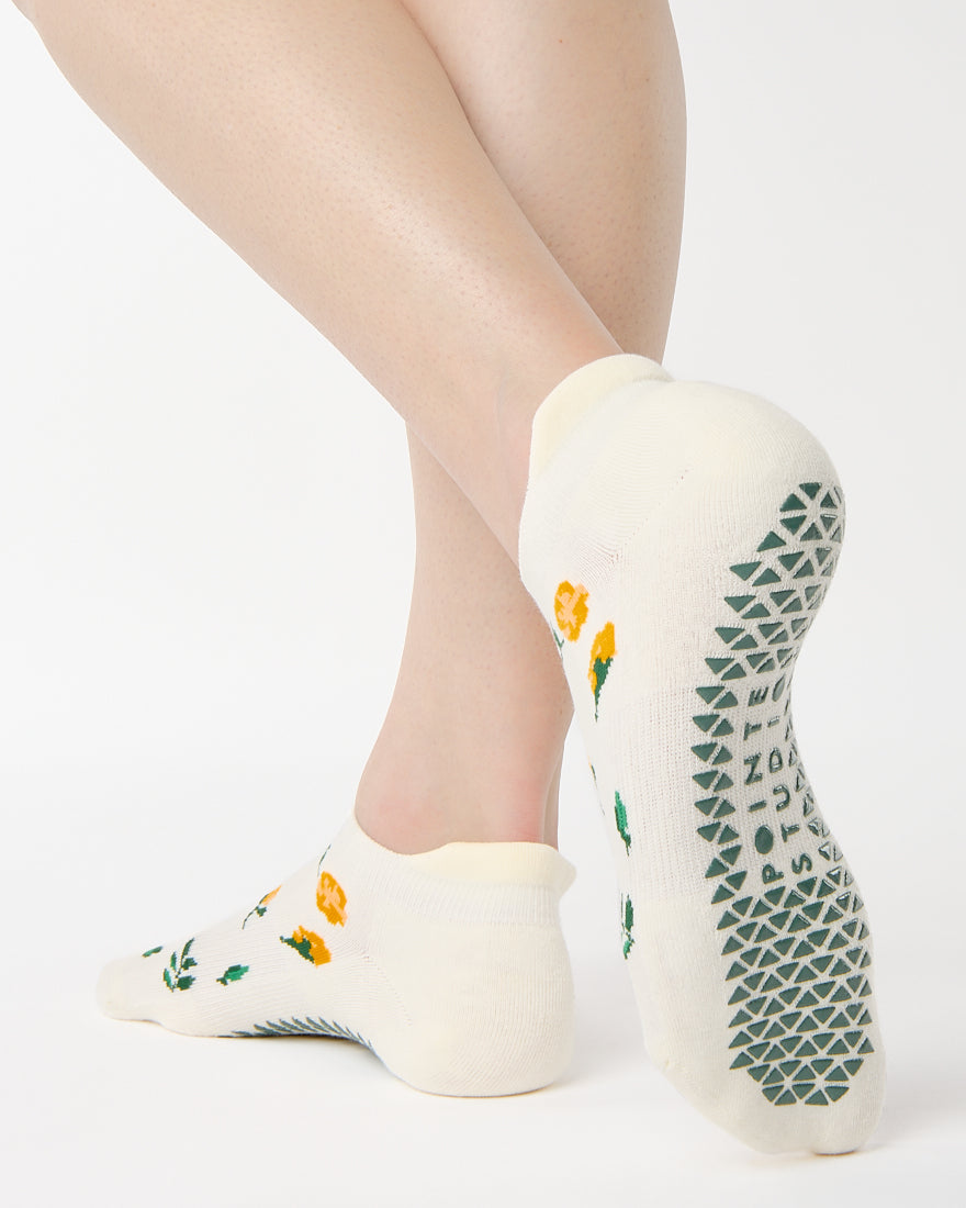 Betsy Full Foot Grip Sock