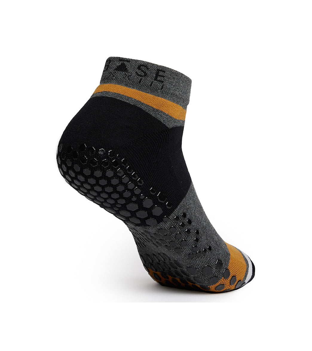 BASE 33 Unisex Low Rise Yoga Socks