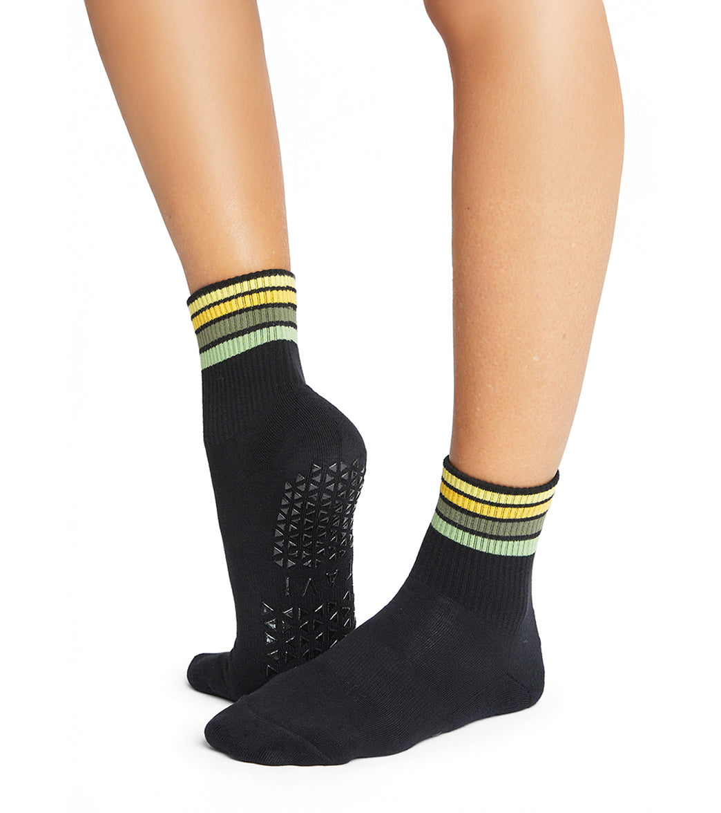 Tavi Aria Yoga Grip Socks