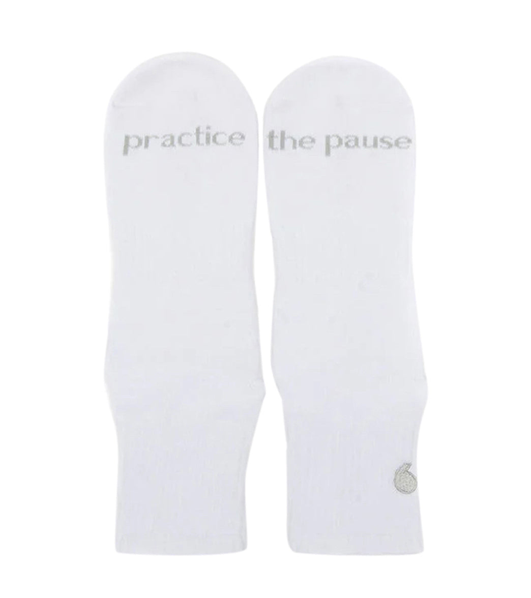 B, Halfmoon Grip Socks