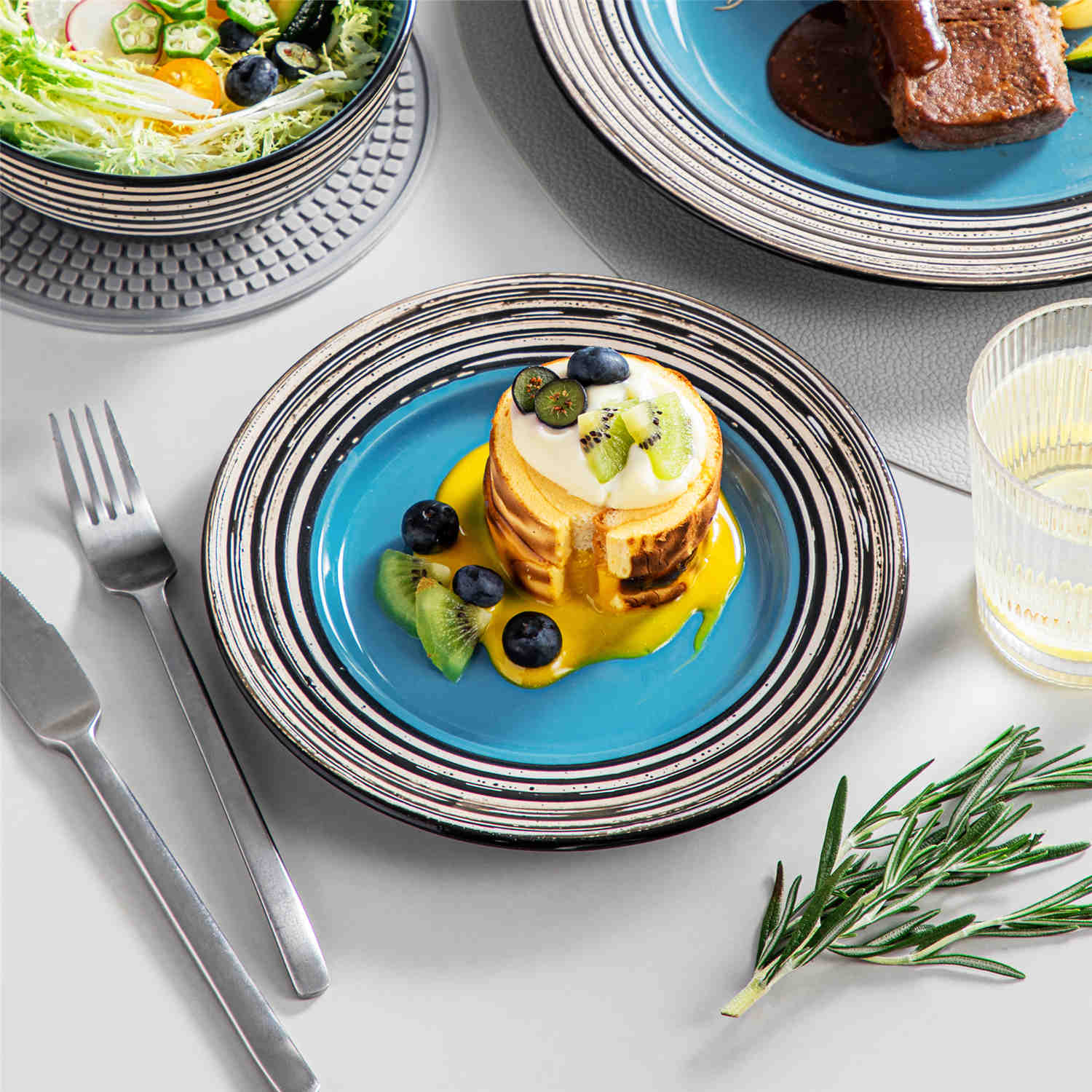 Arbre 16 Piece Dinnerware Set