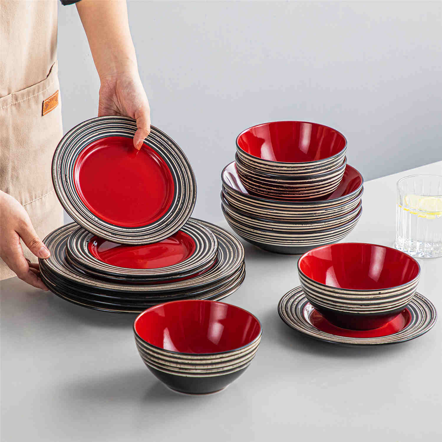 Arbre 16 Piece Dinnerware Set