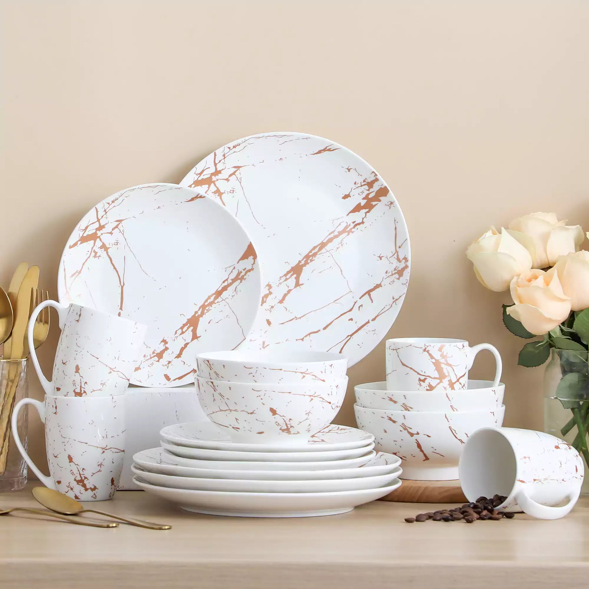 LOVECASA 16 Piece Gold Splash Dinnerware Set