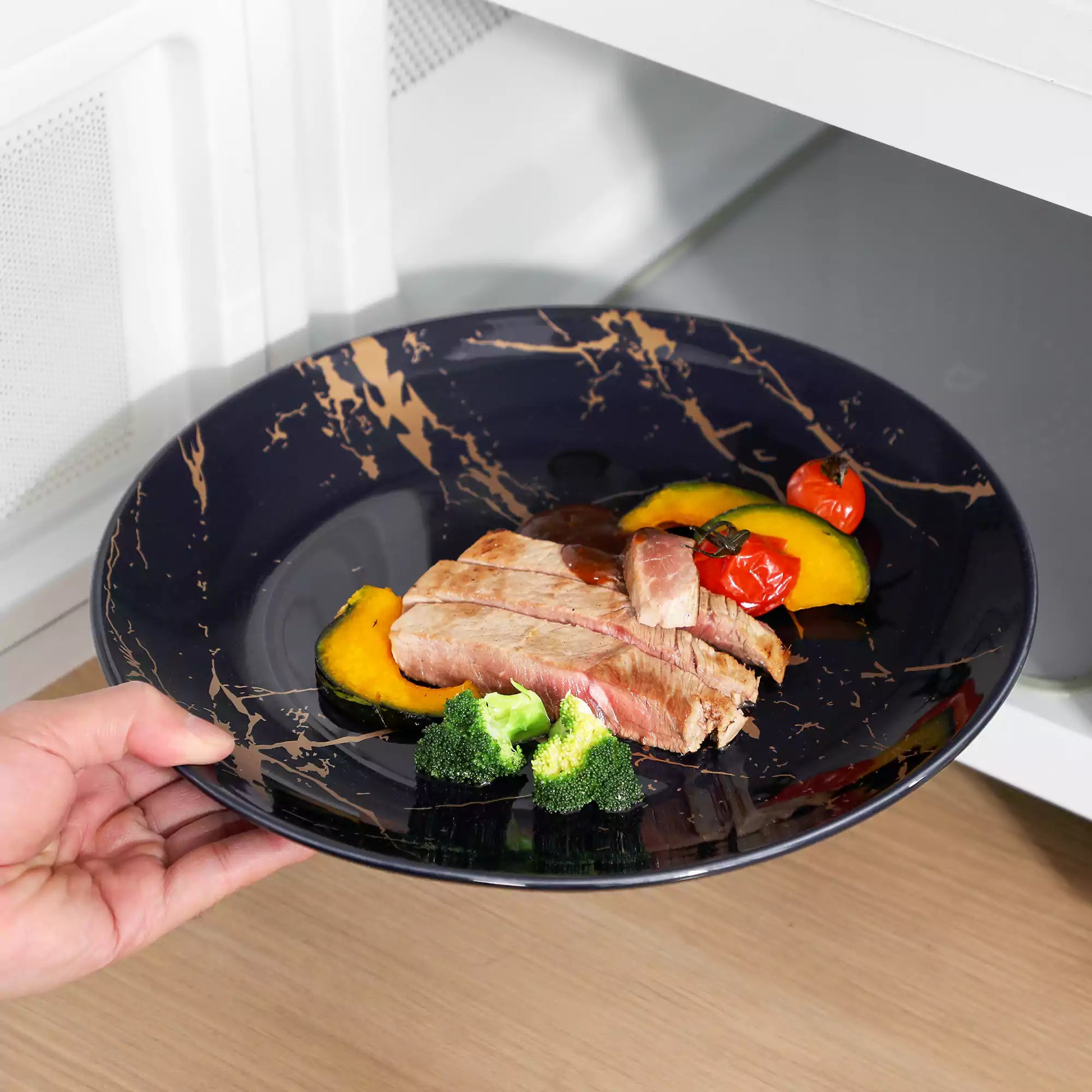 LOVECASA 16 Piece Gold Splash Dinnerware Set