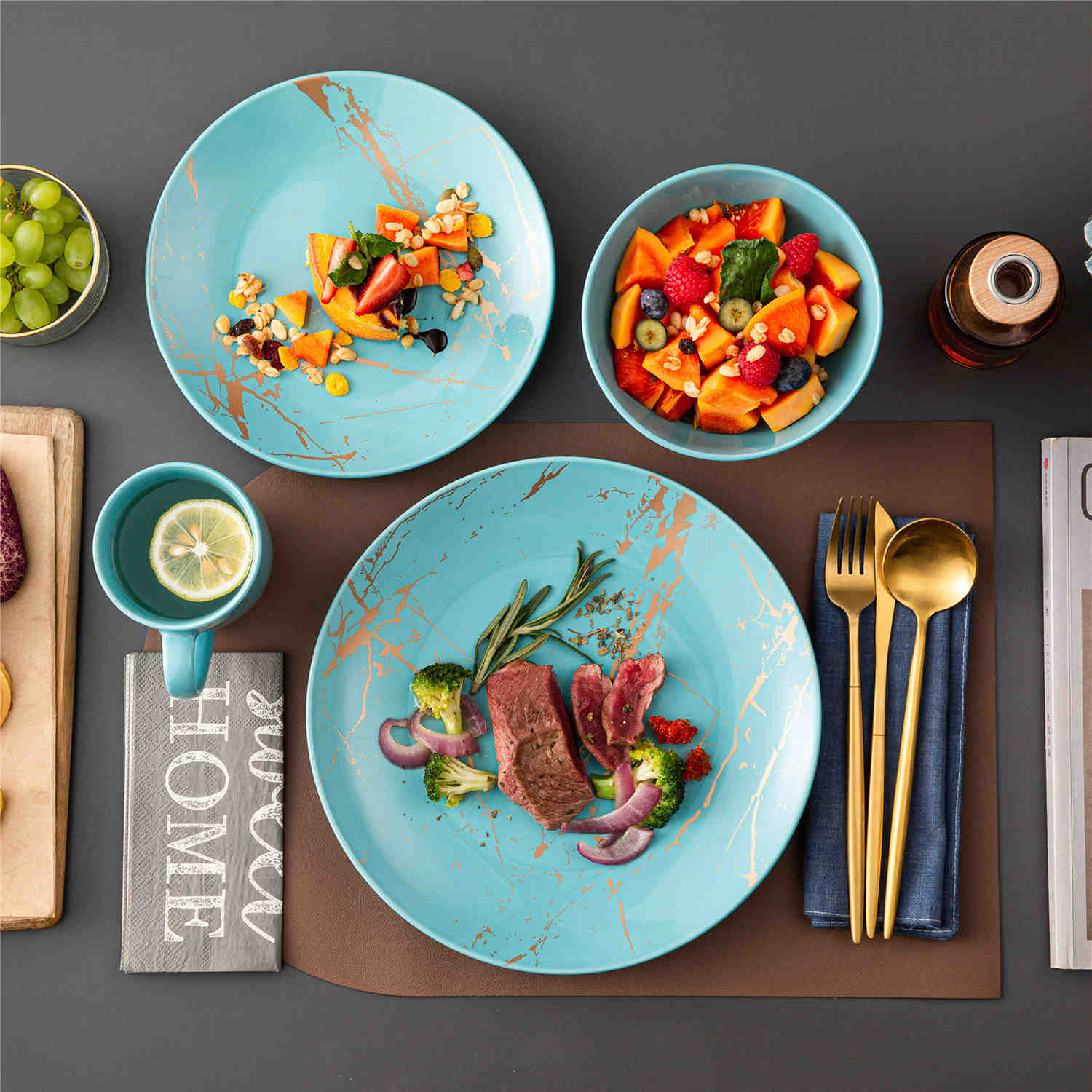 LOVECASA 16 Piece Gold Splash Dinnerware Set