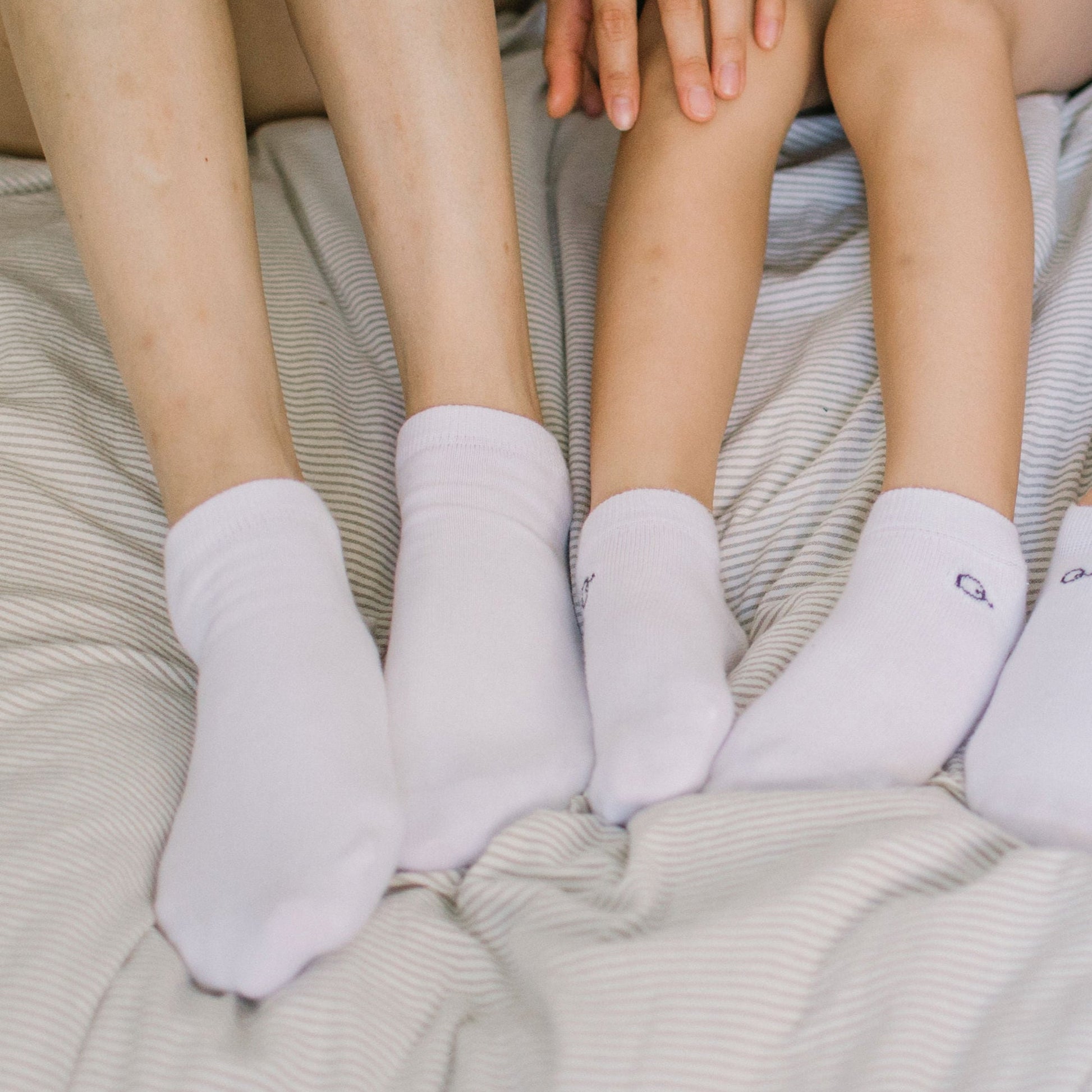 Everyday Adult Lightweight Ankle Socks - 98% Organic Cotton (4 pack)