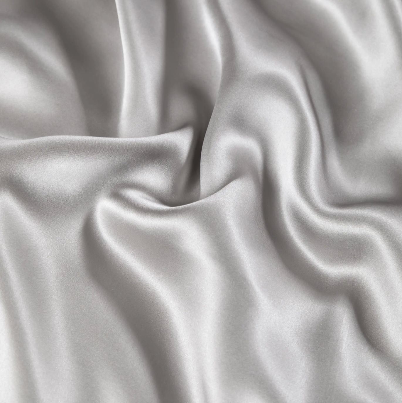 ✨✨Pure Mulberry Silk Bedding Set in Moonstone – Luxurious All-Season Comfort