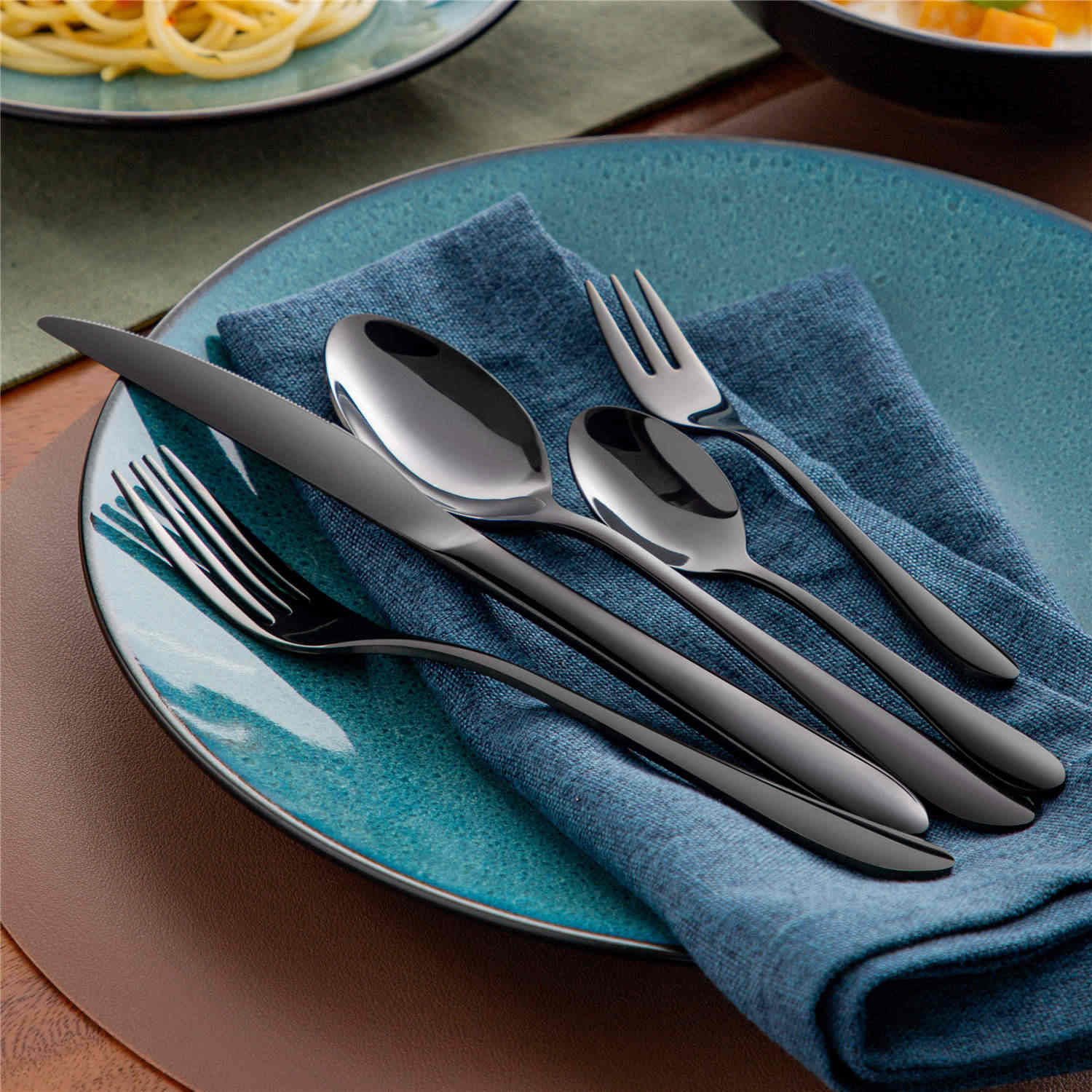 30 Piece Flatware Set Rounded Tip Service for 6