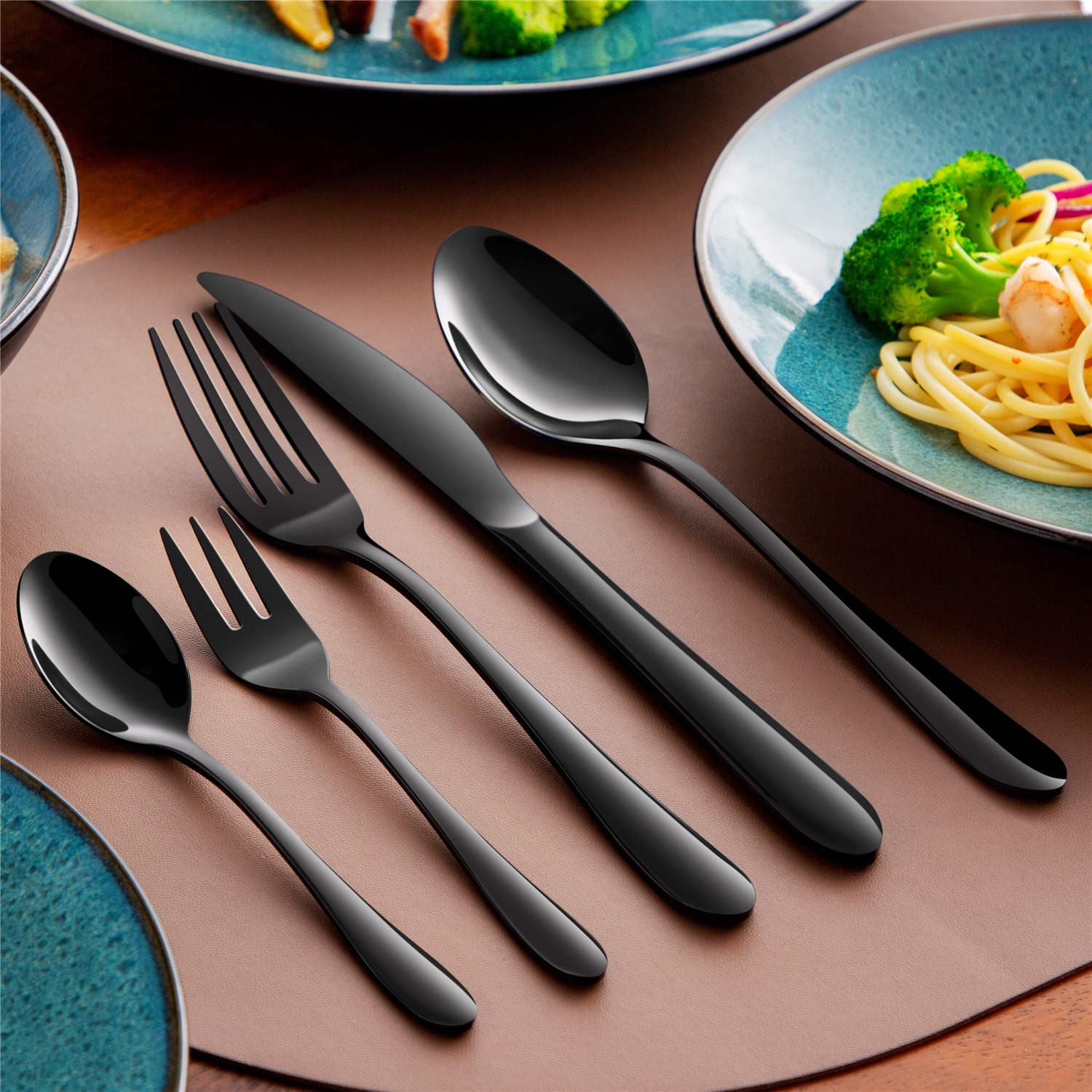 30 Piece Flatware Set Rounded Tip Service for 6