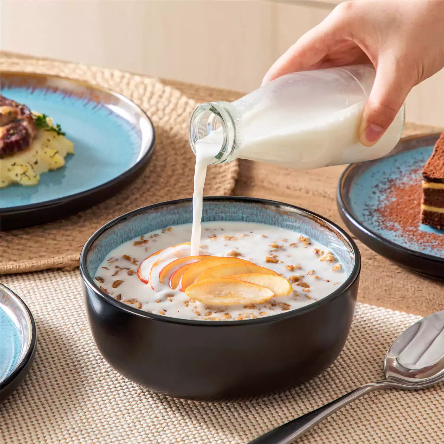 Amber 12 Piece Dinnerware Set