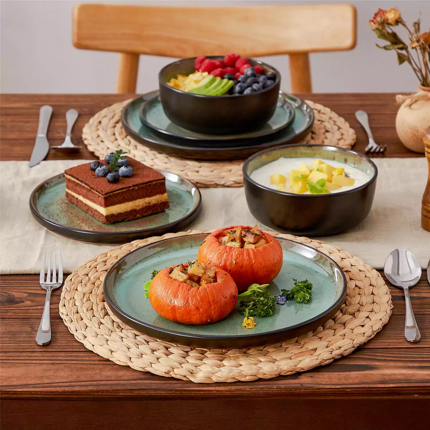 Amber 12 Piece Dinnerware Set