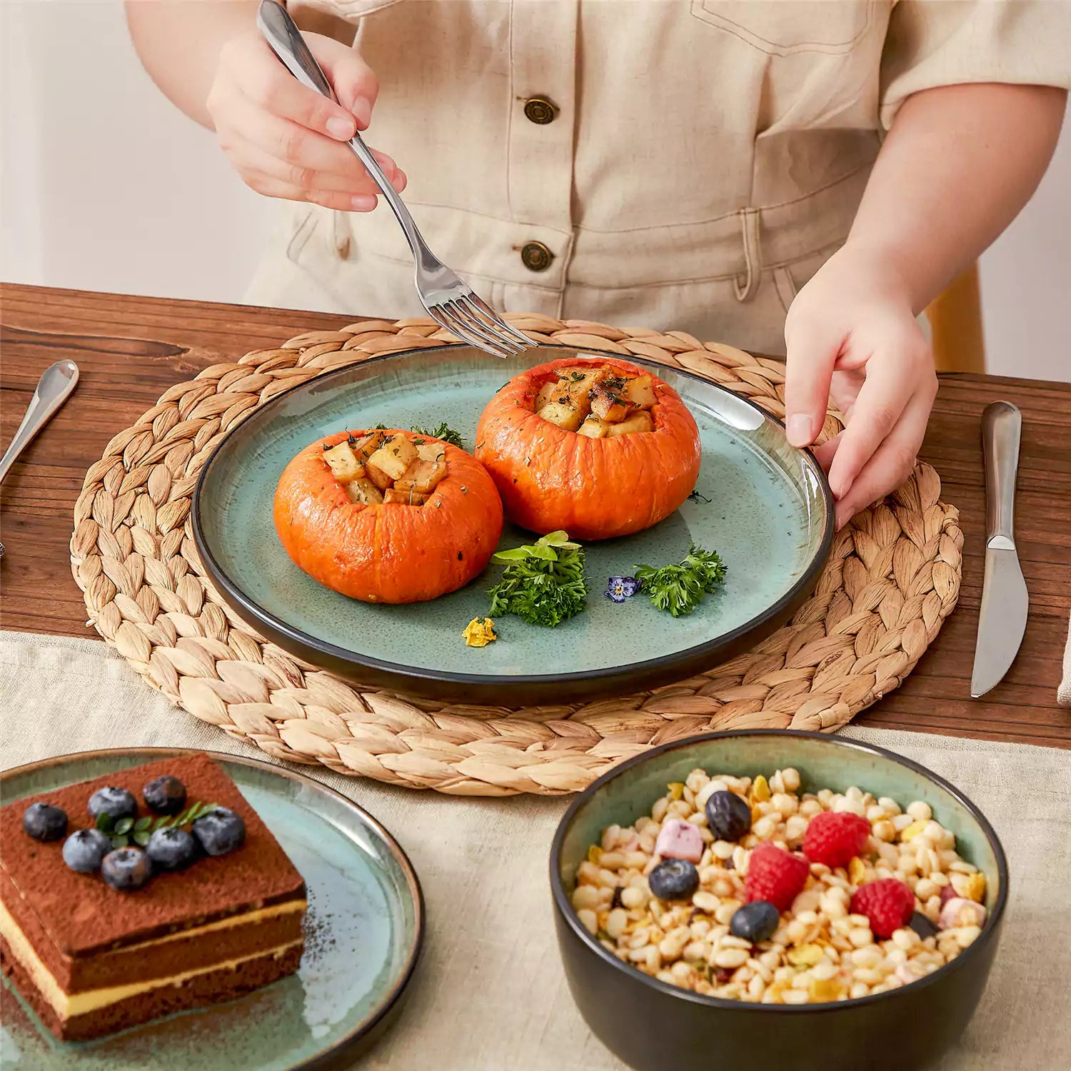 Amber 12 Piece Dinnerware Set