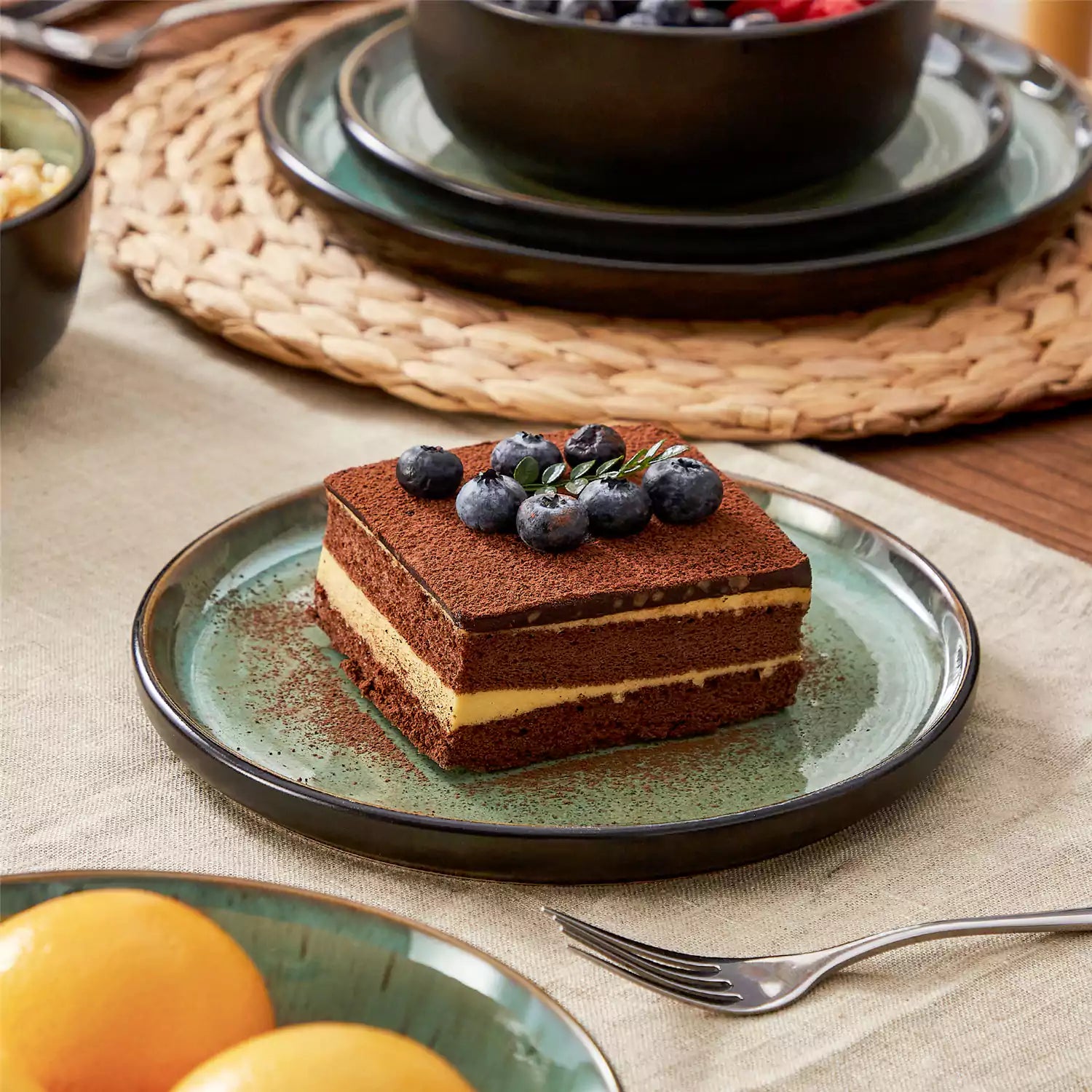 Amber 16 Piece Dinnerware Set