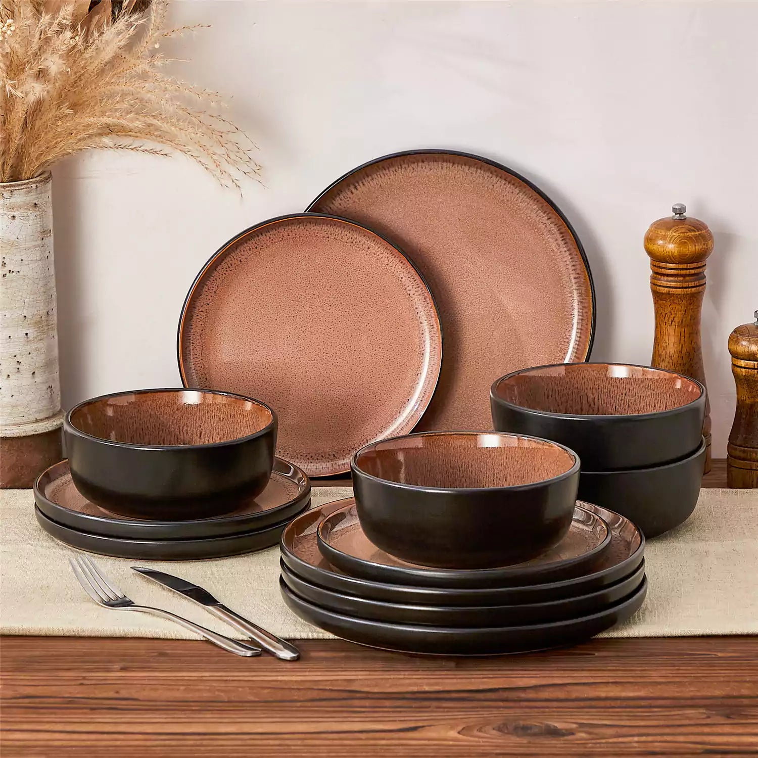 Amber 12 Piece Dinnerware Set