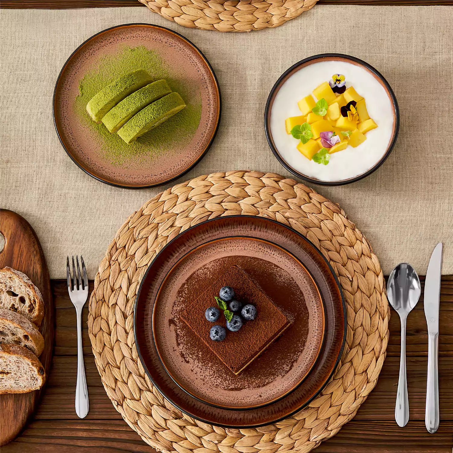 Amber 16 Piece Dinnerware Set