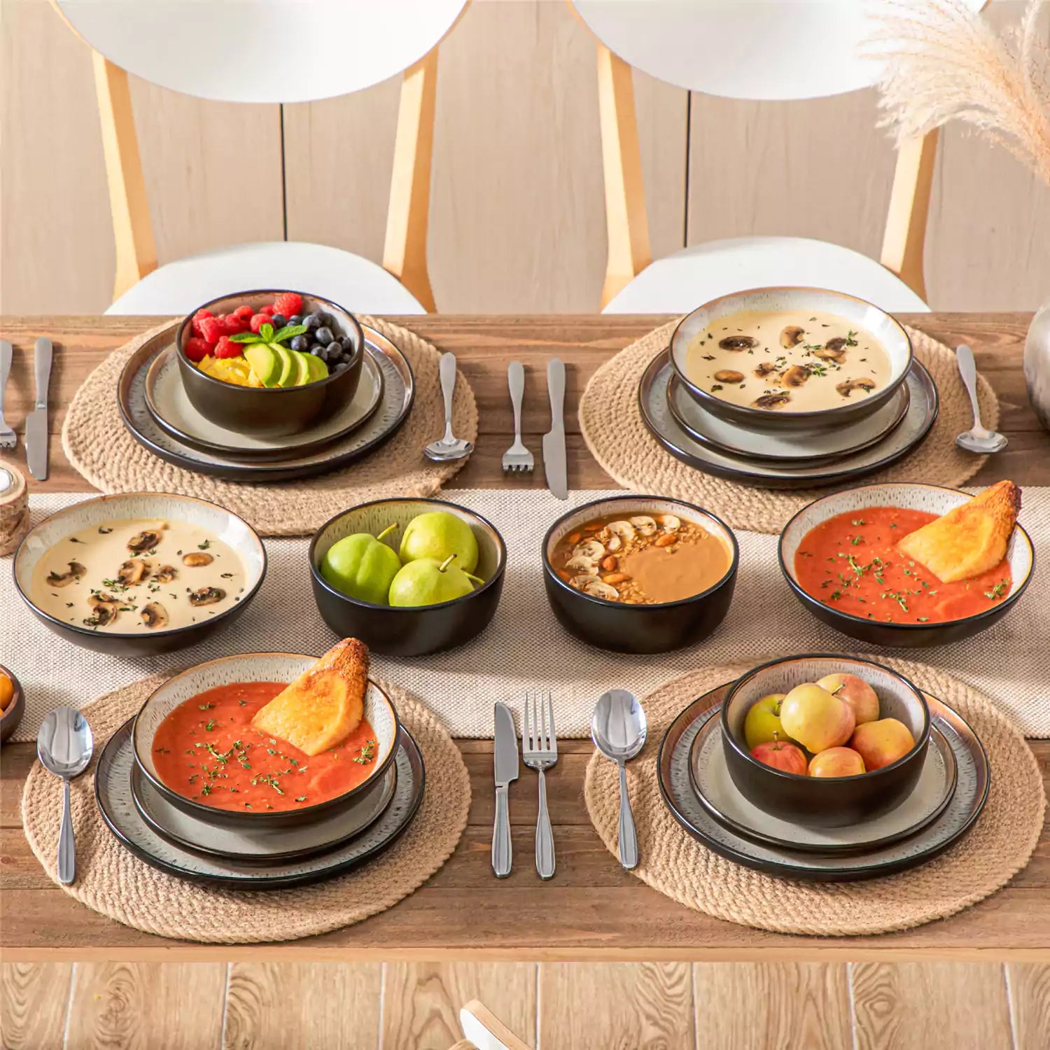 Amber 16 Piece Dinnerware Set