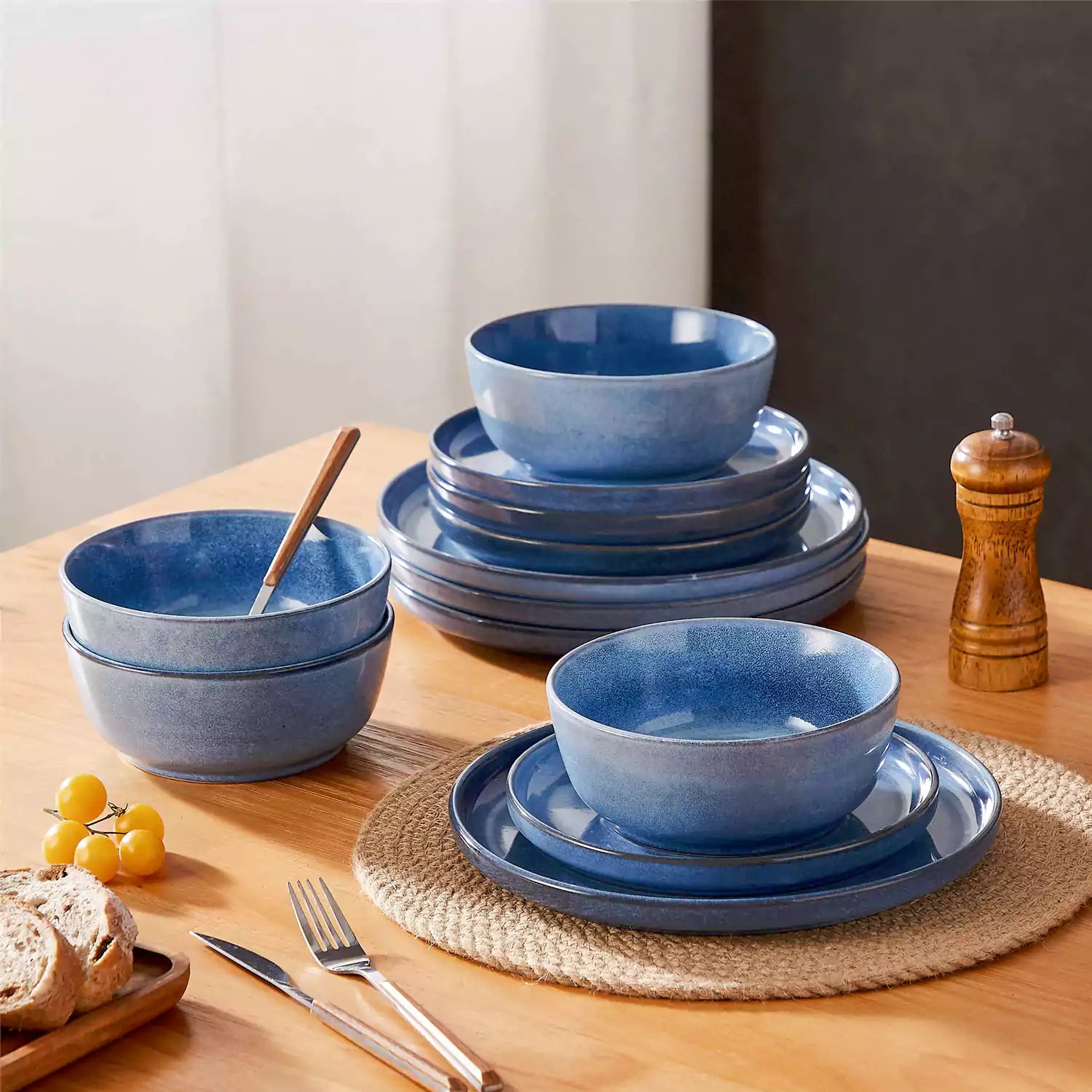 Anya 12 Piece Dinnerware Set