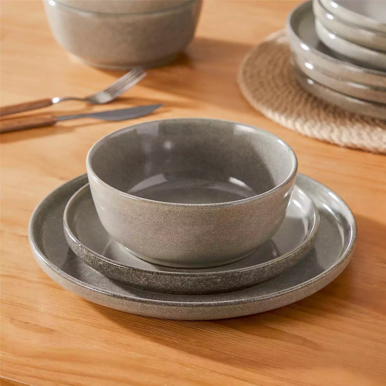 Anya 12 Piece Dinnerware Set