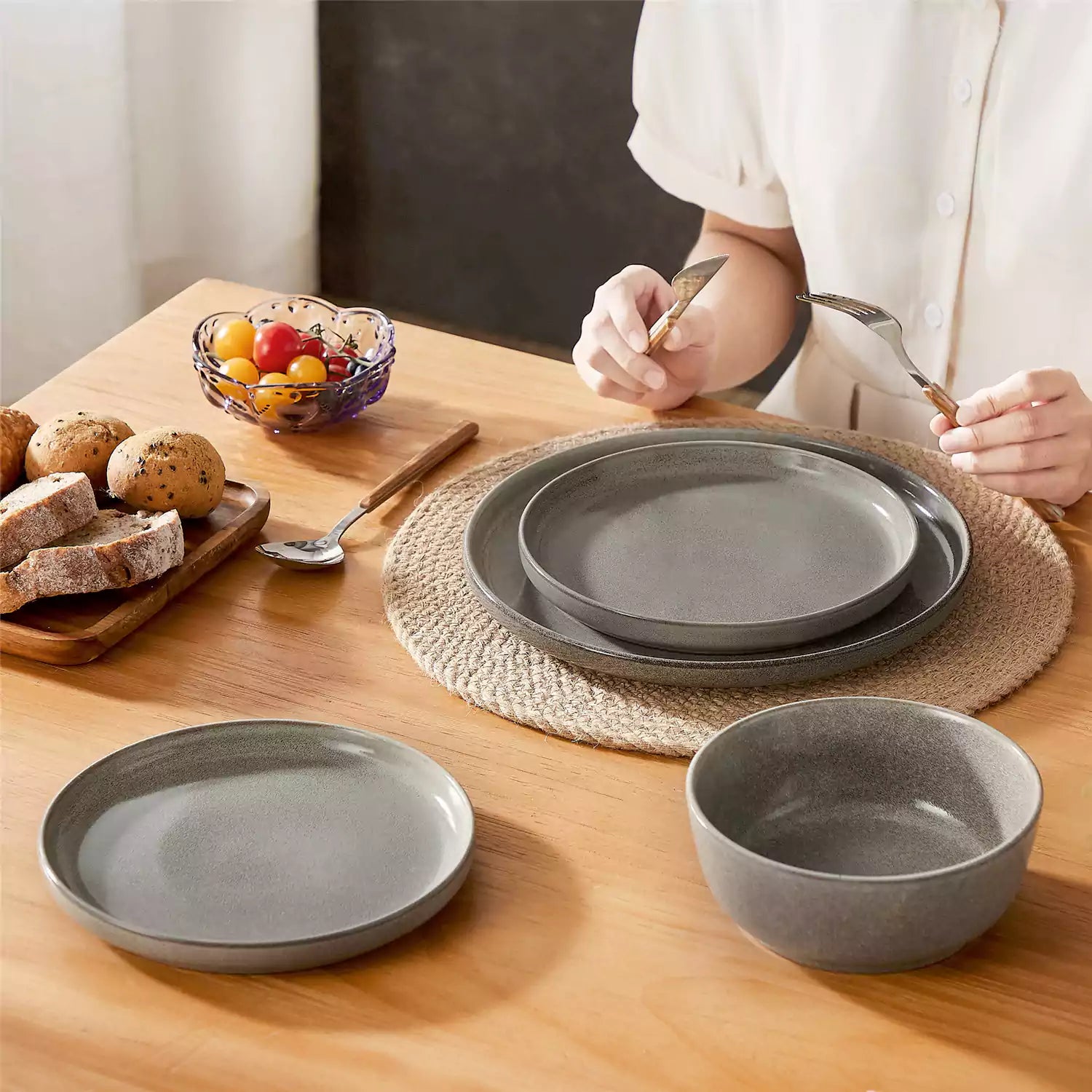Anya 12 Piece Dinnerware Set