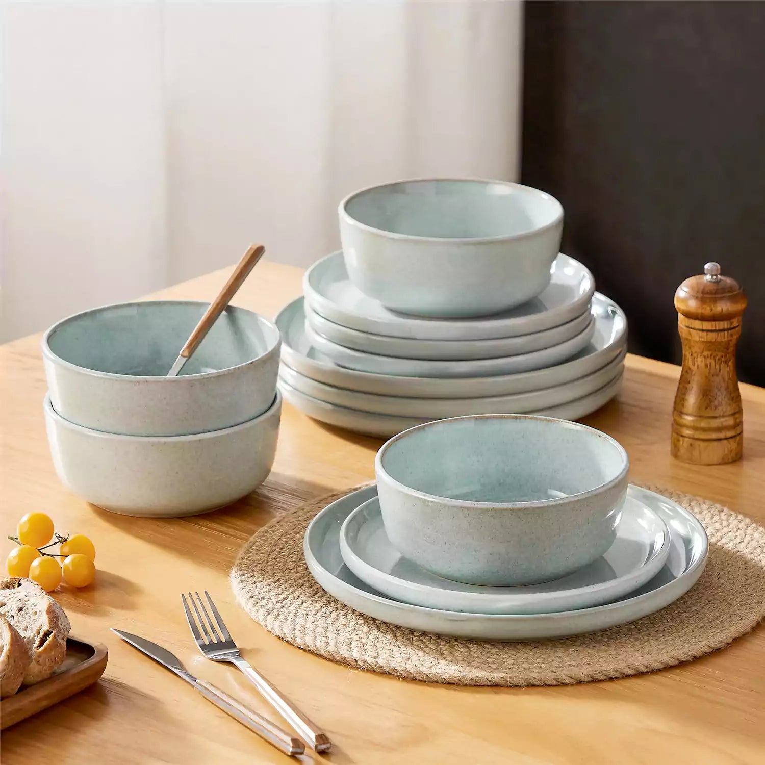 Anya 12 Piece Dinnerware Set