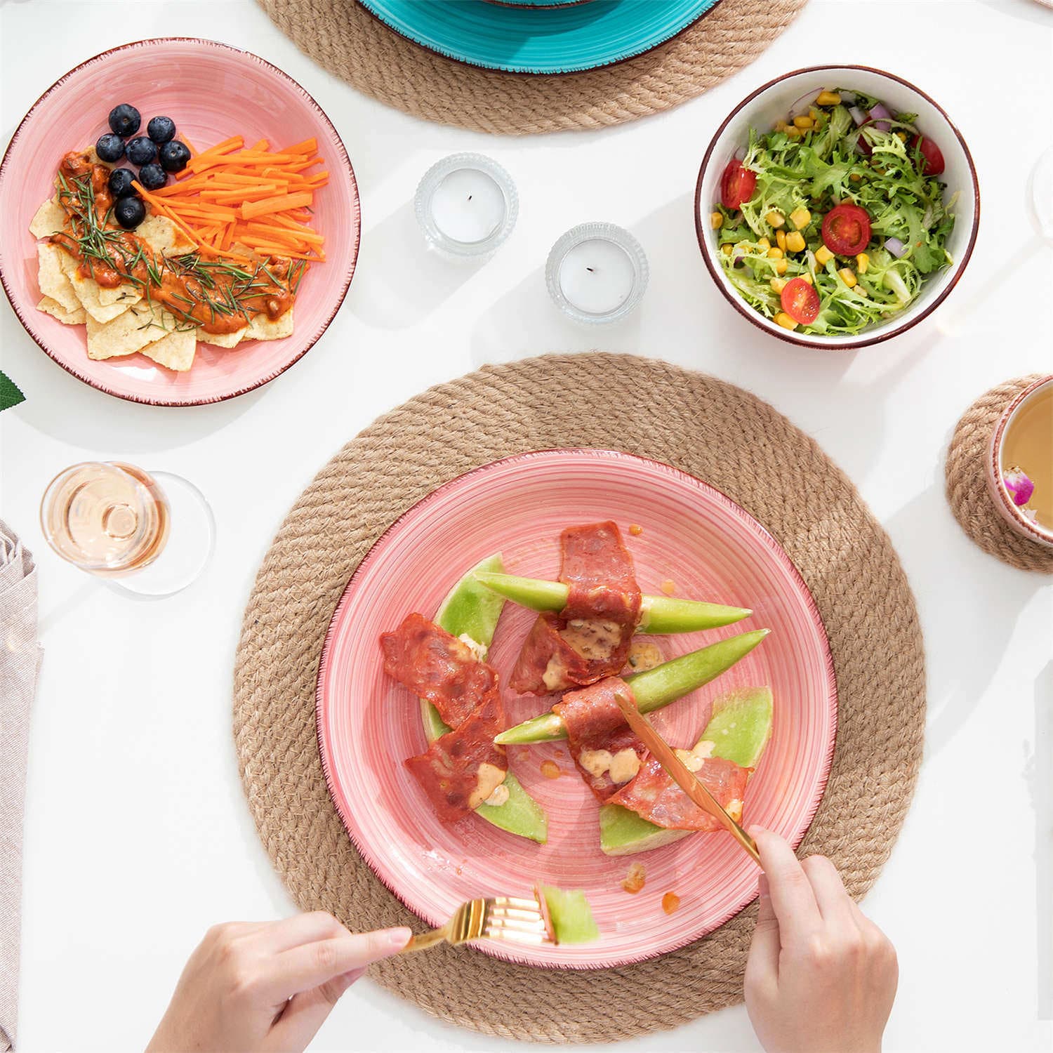 Bella 16 Piece Dinnerware Set