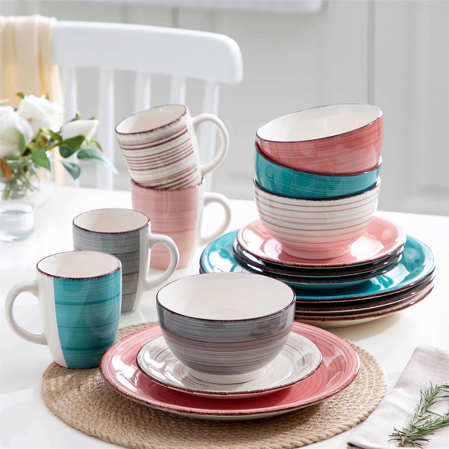 Bella 16 Piece Dinnerware Set