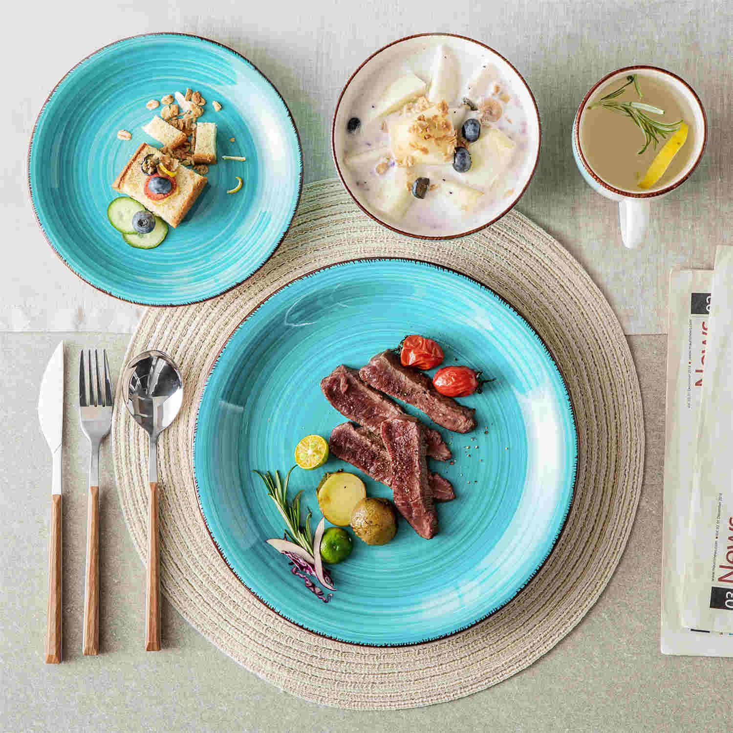 Bella 16 Piece Dinnerware Set