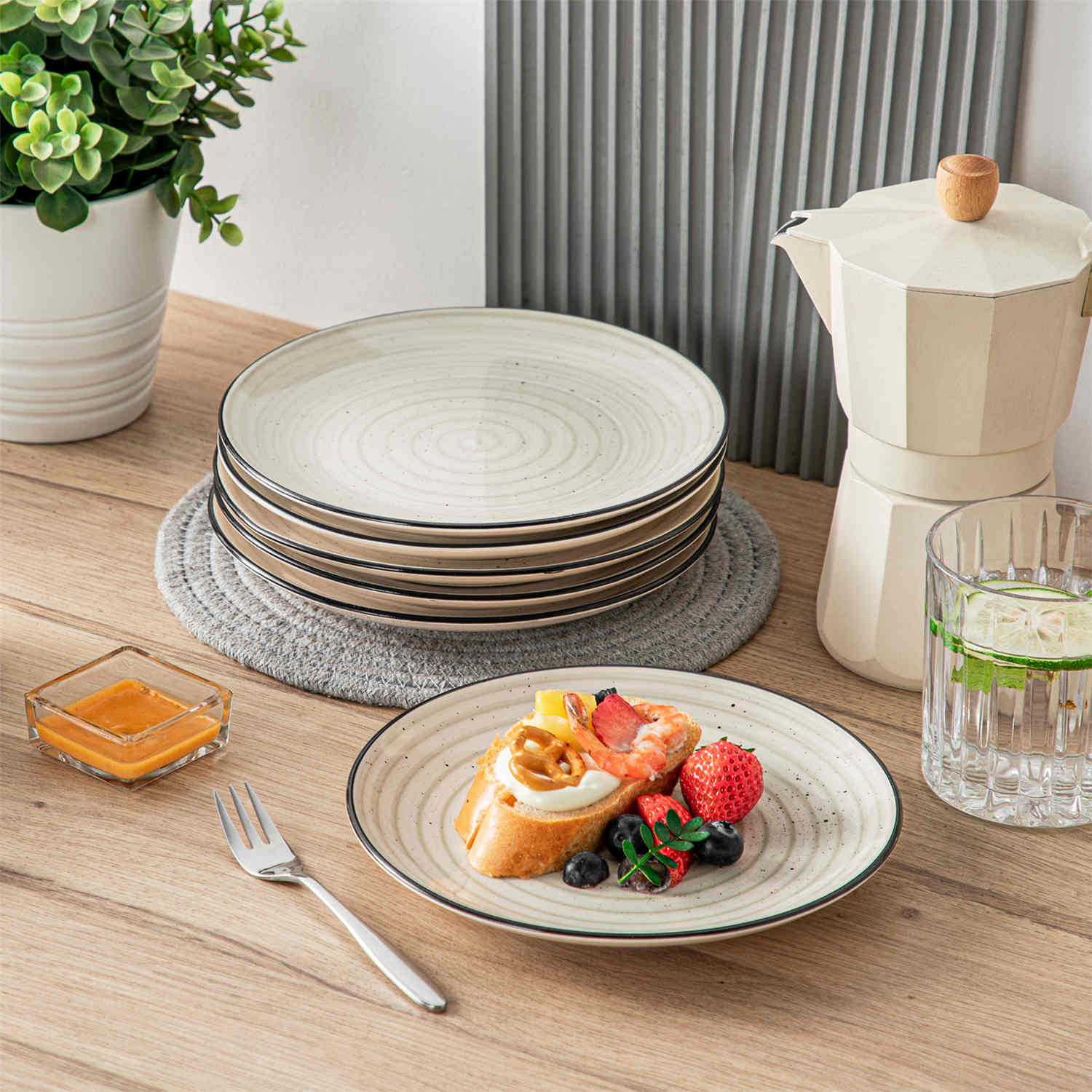 Bonbon Dessert Plates Set of 6