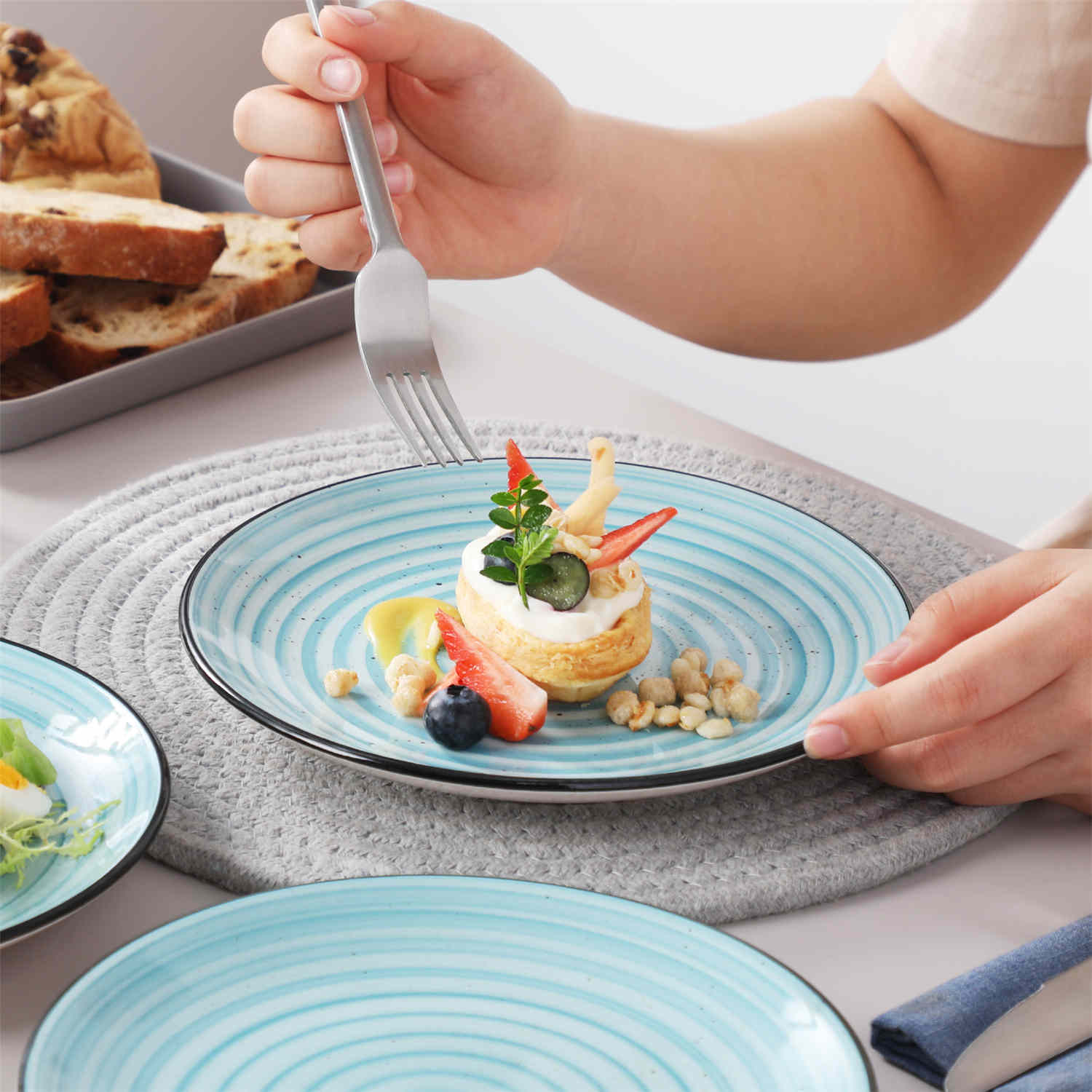 Bonbon Dessert Plates Set of 6