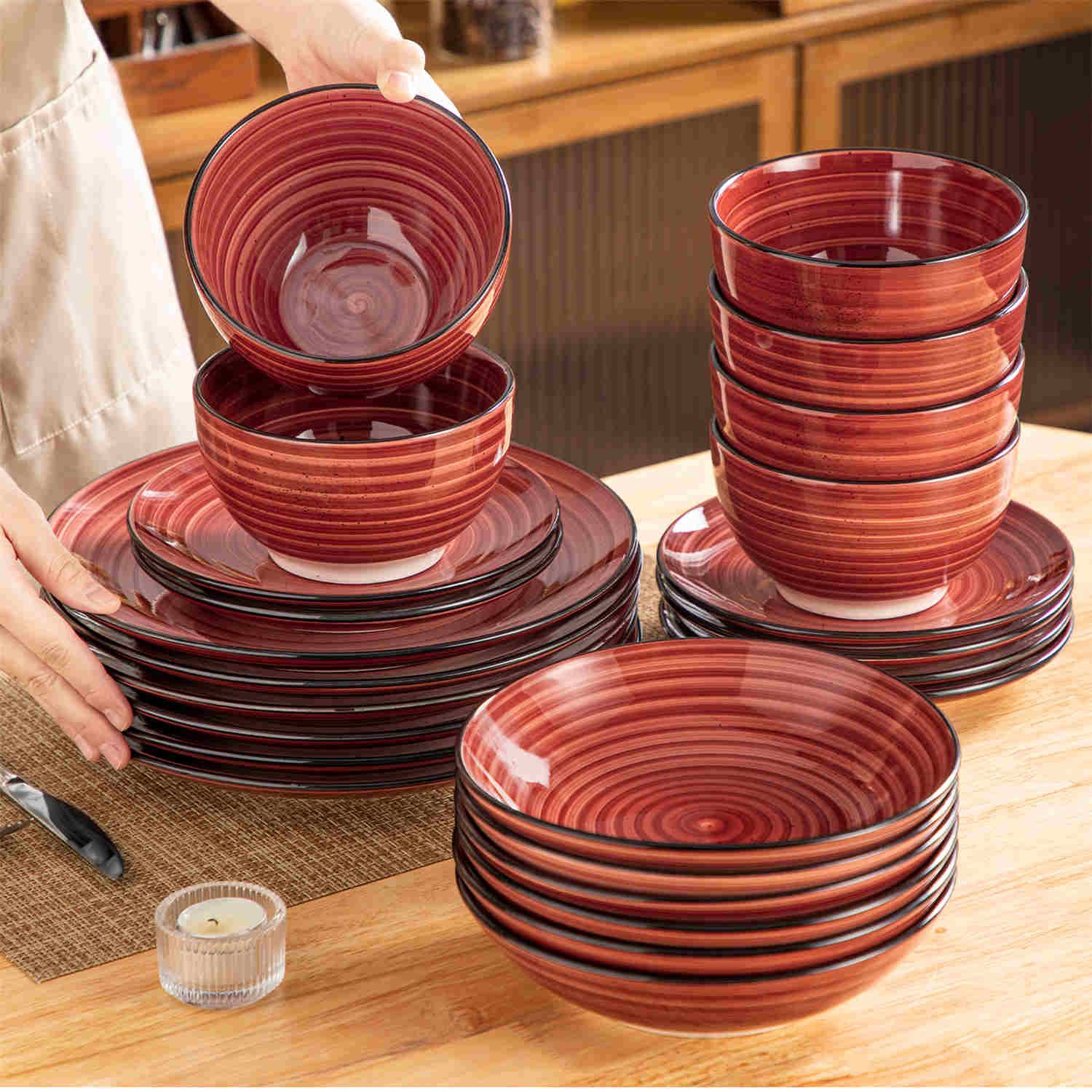 Bonbon Double-Sided 24 Piece Dinnerware Set