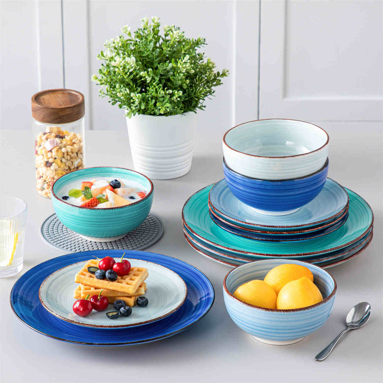 Bonita 12 Piece Dinnerware Set