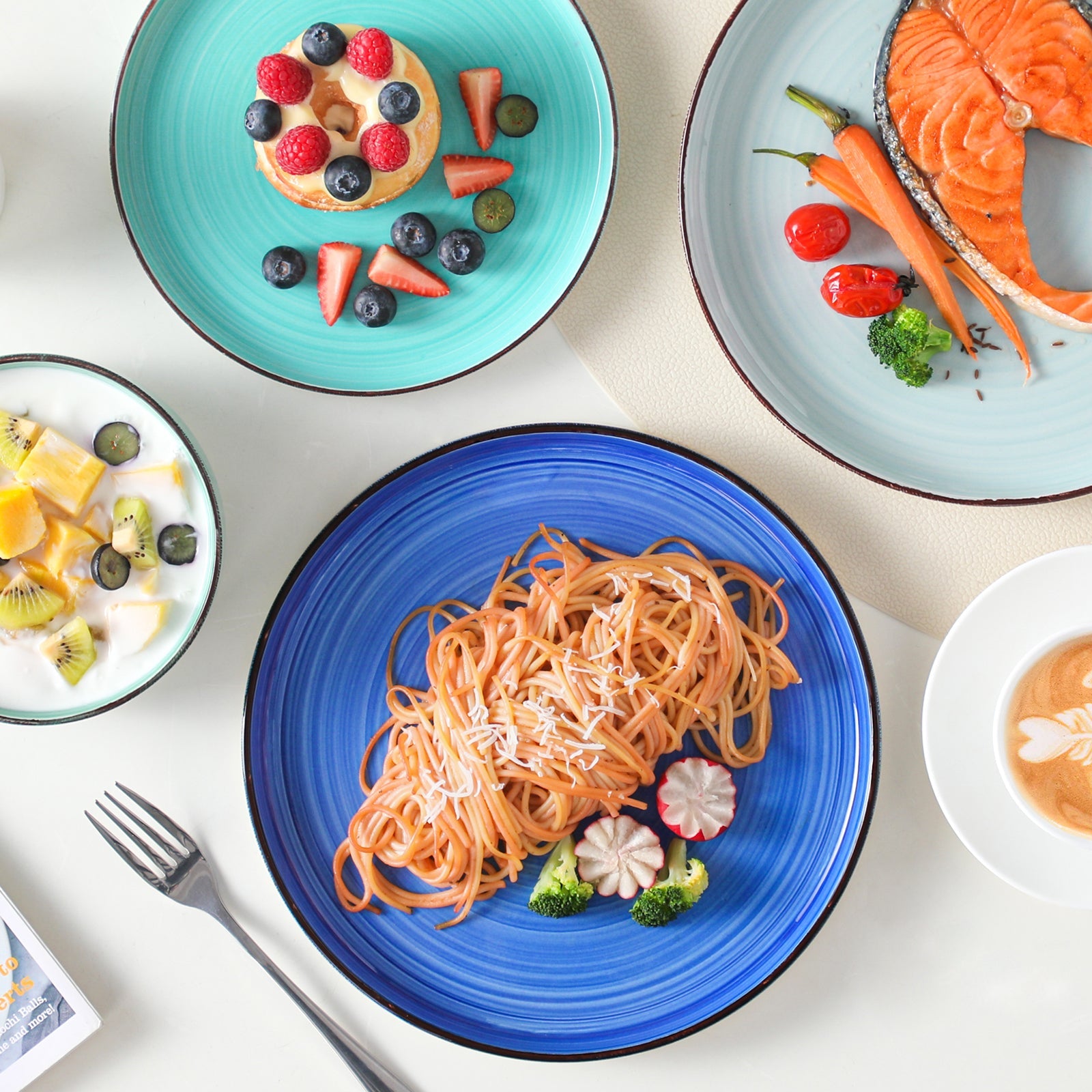 Bonita Lipped-Edge 24 Piece Dinnerware Set