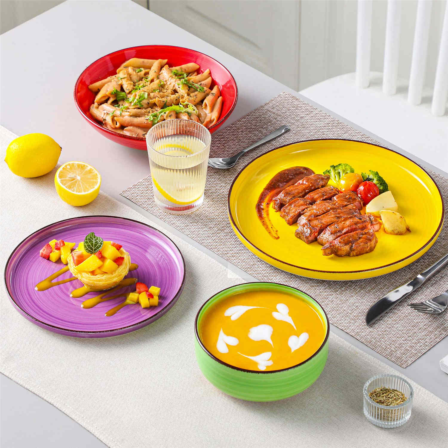 Bonita Lipped-Edge 16 Piece Dinnerware Set