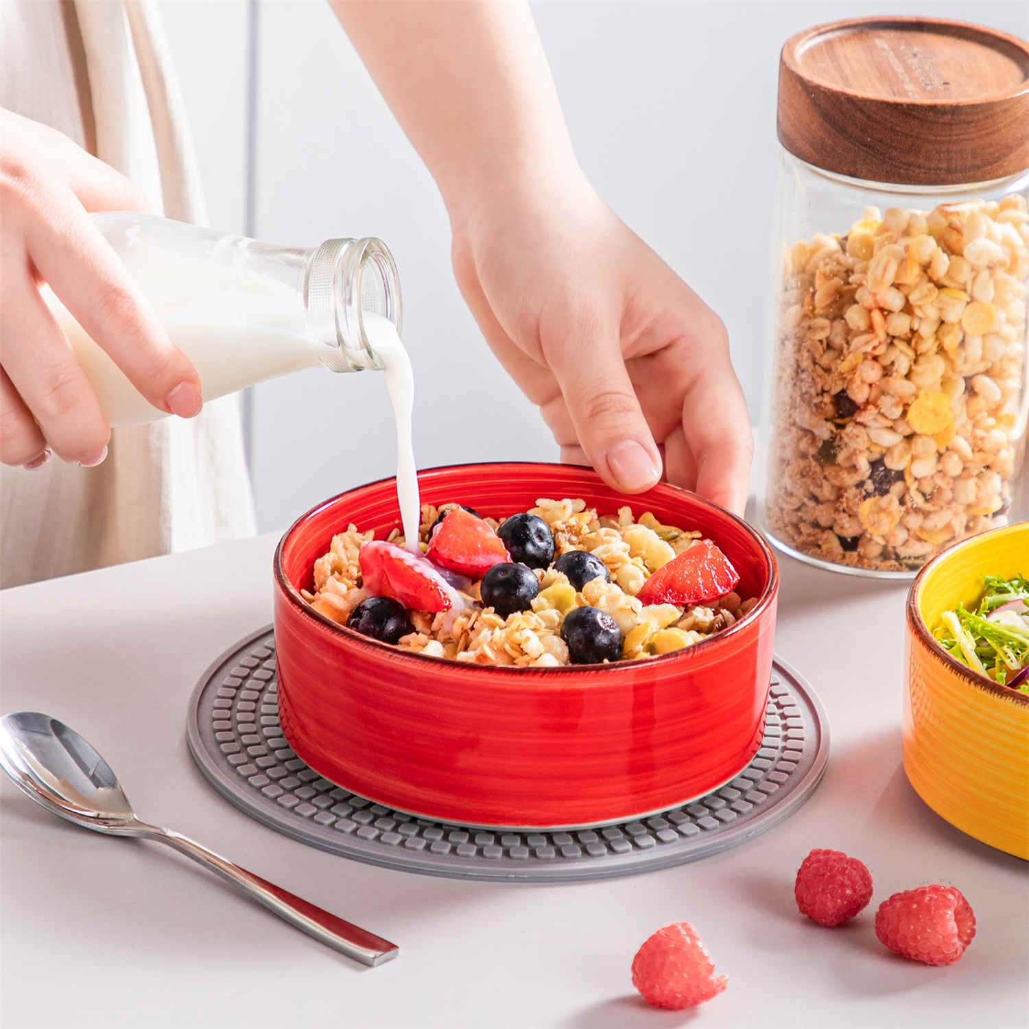 Bonita Mini Straight-Edge Cereal Bowls Set of 6