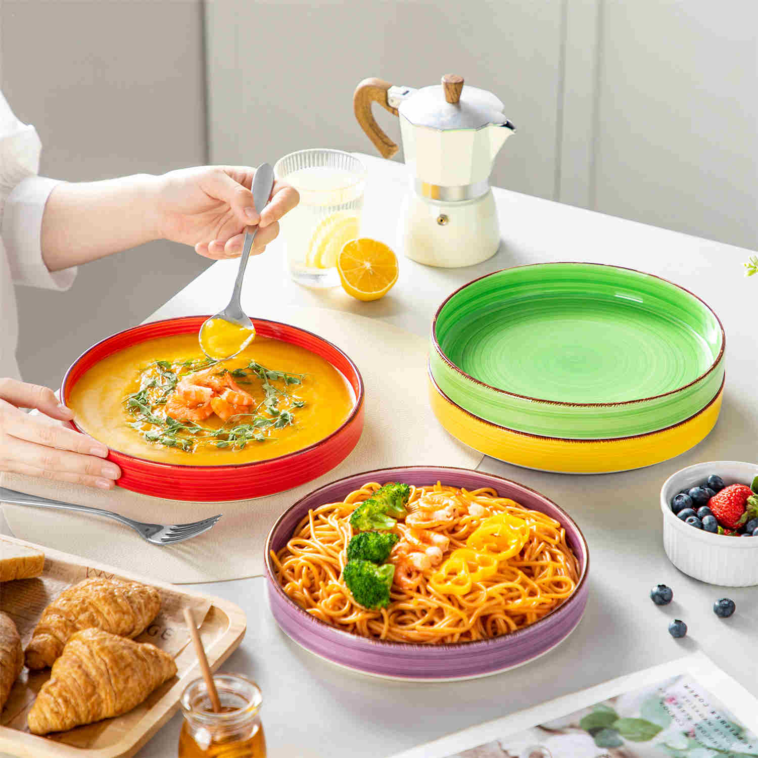 Bonita Straight-Edge Pasta Bowls Set of 4