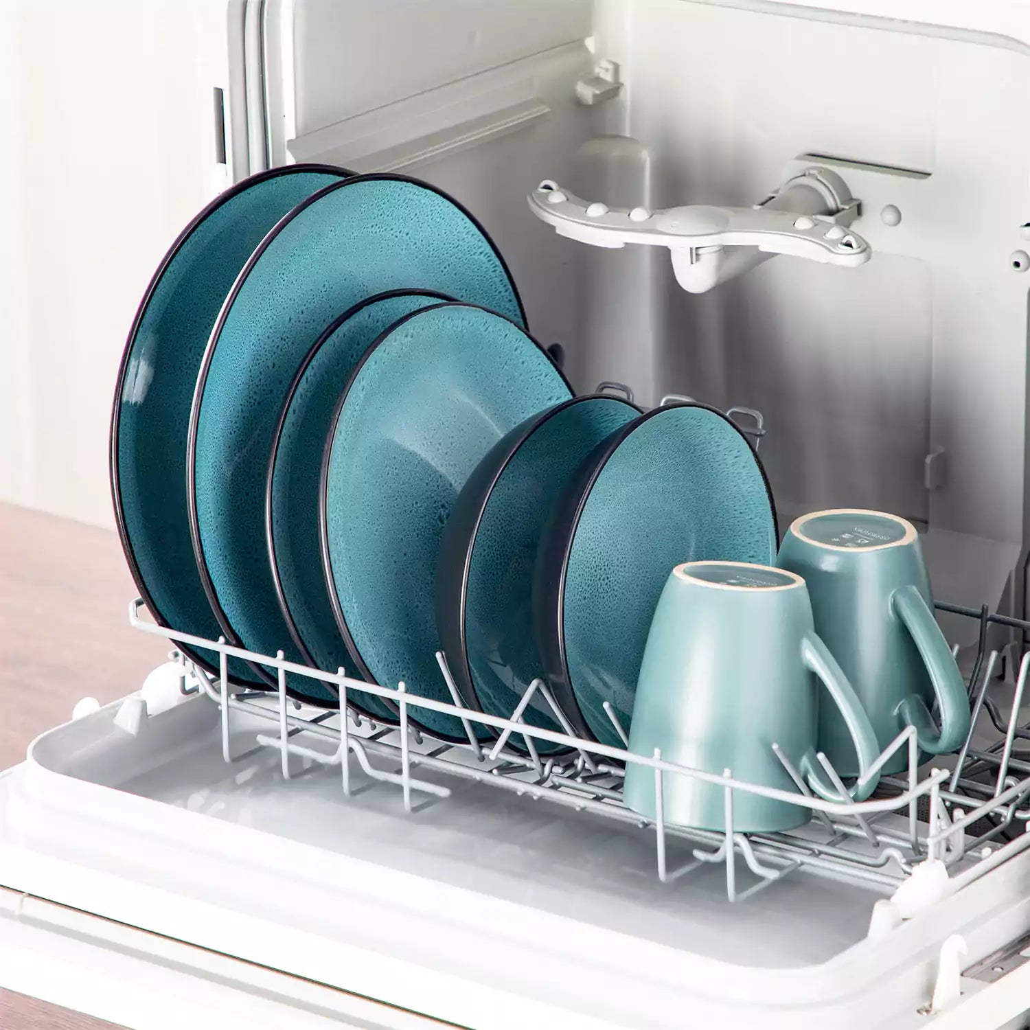 Bubble 16 Piece Dinnerware Set