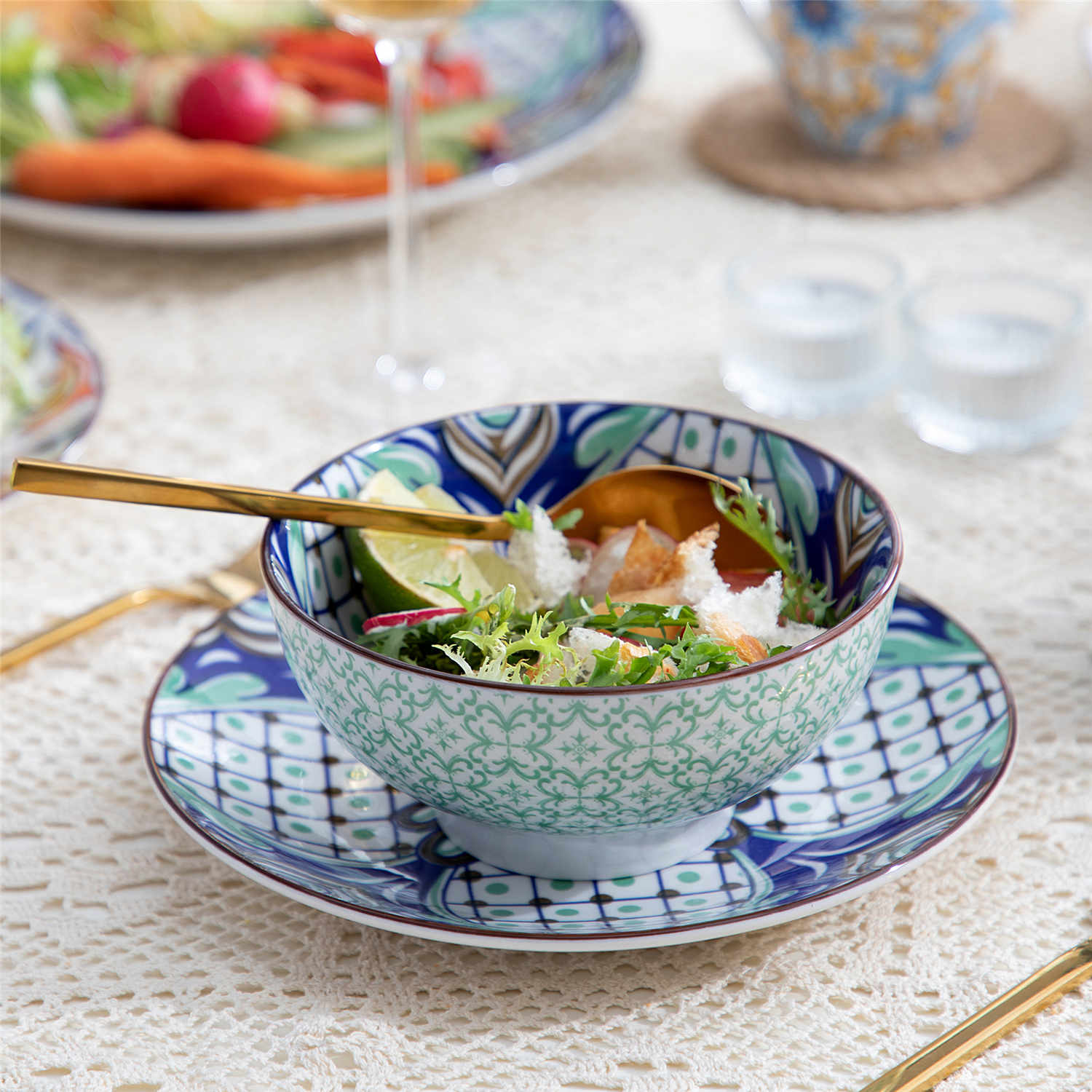 Jasmin 16 Piece Dinnerware Set