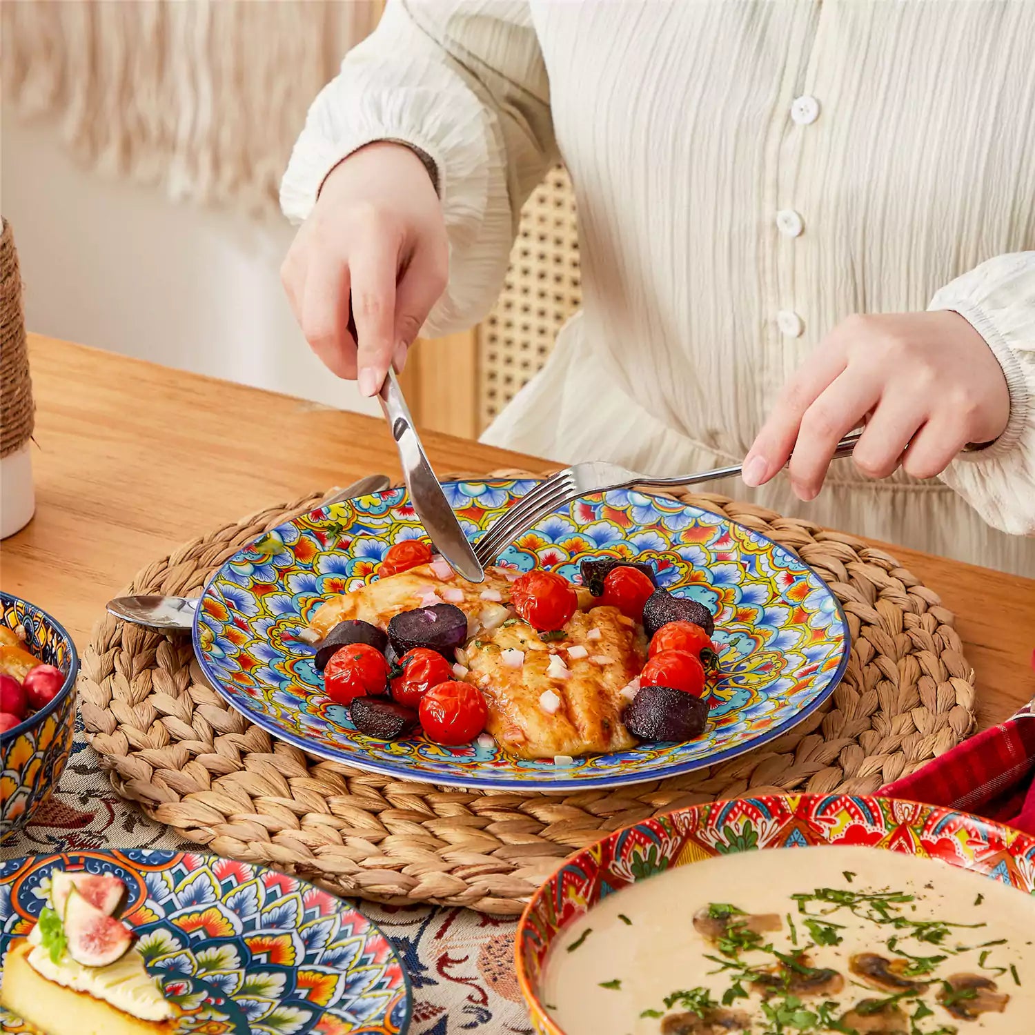 Lumi 24 Piece Dinnerware Set with Double-Sided Bowls