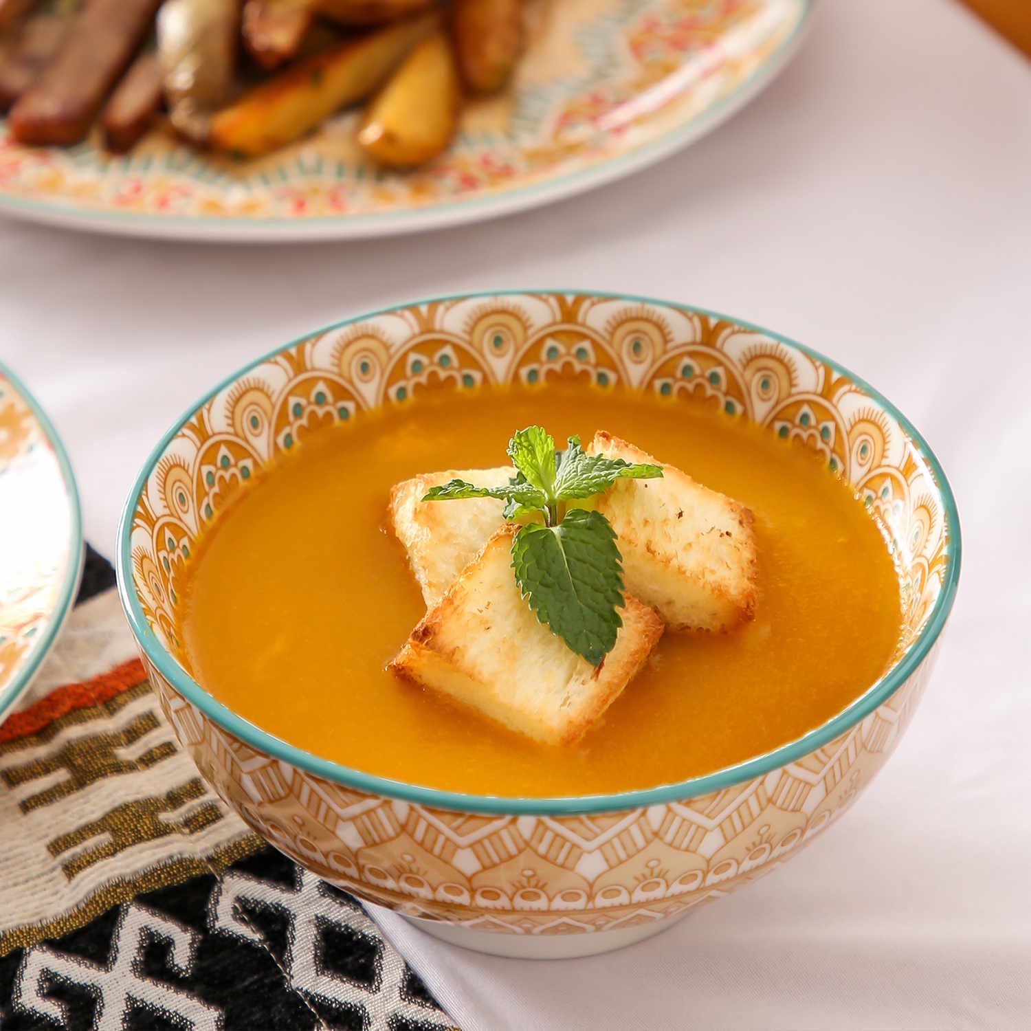 Mandala 16 Piece Dinnerware Set