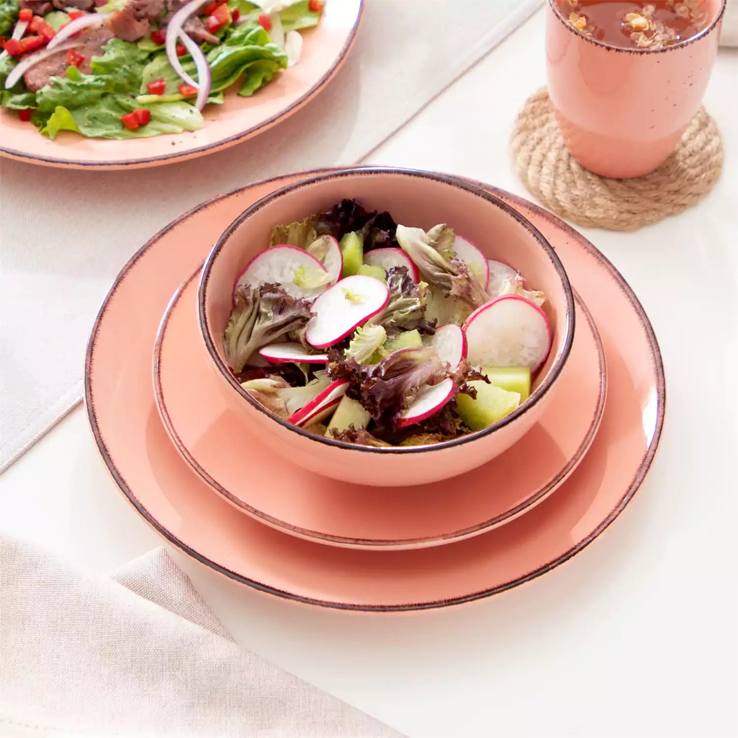 Navia 16 Piece Dinnerware Set