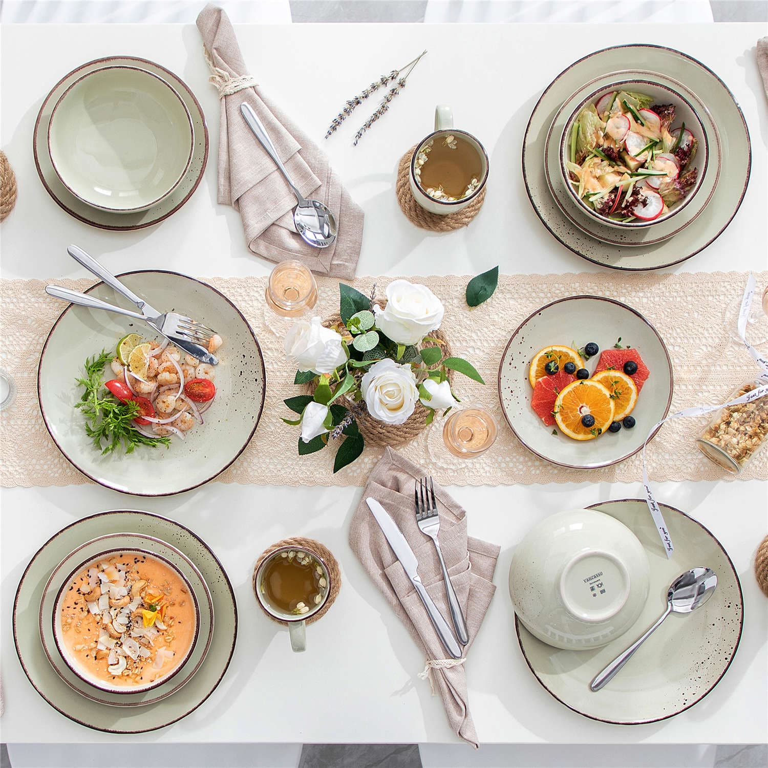 Navia 16 Piece Dinnerware Set