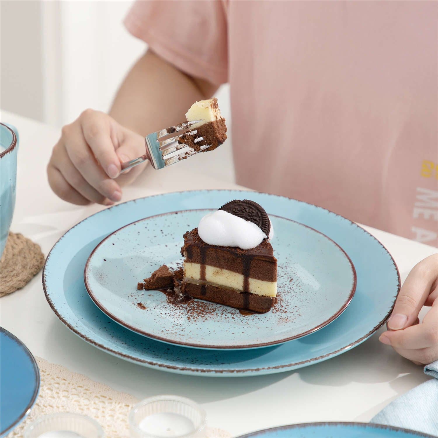 Navia 16 Piece Dinnerware Set