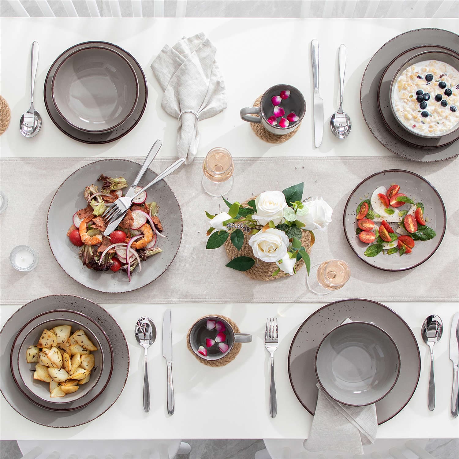 Navia 16 Piece Dinnerware Set