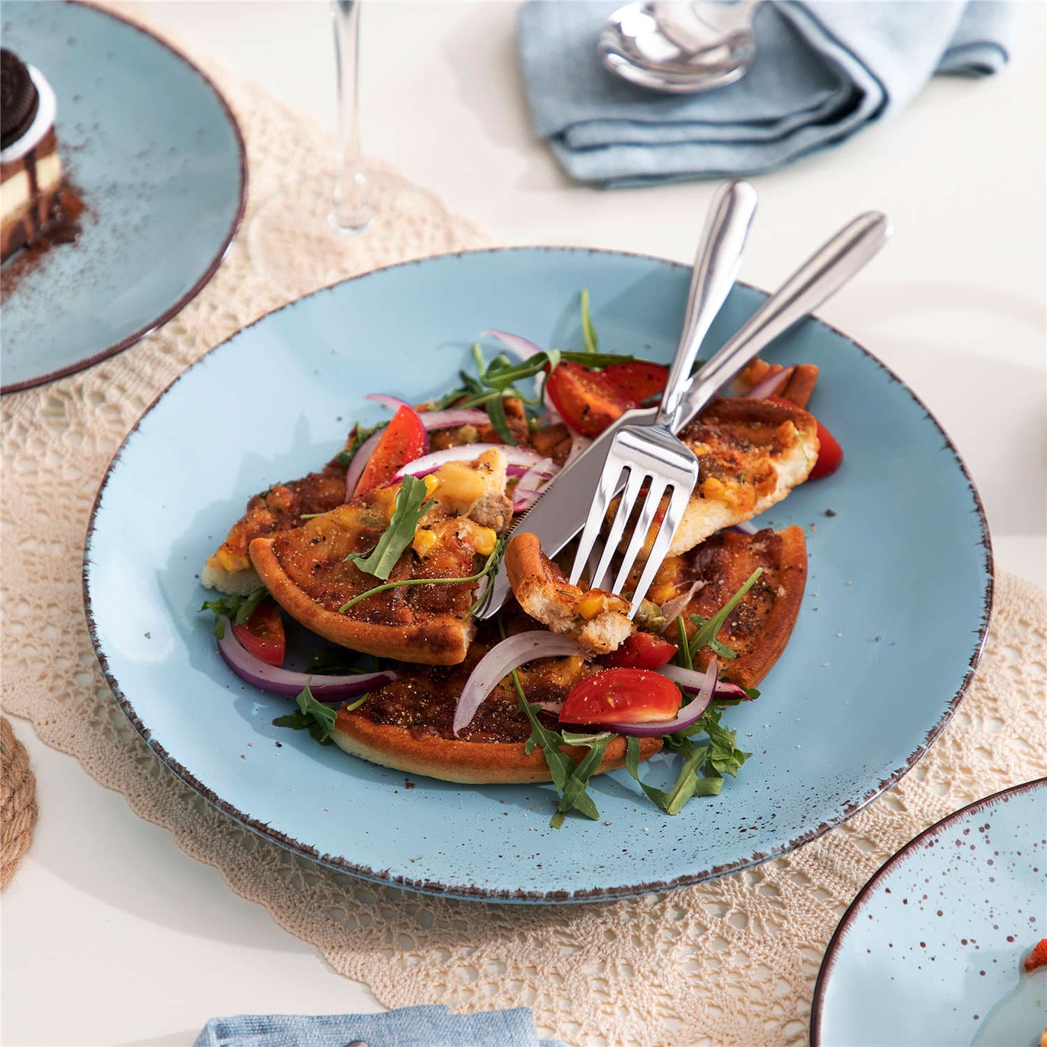 Navia 16 Piece Dinnerware Set