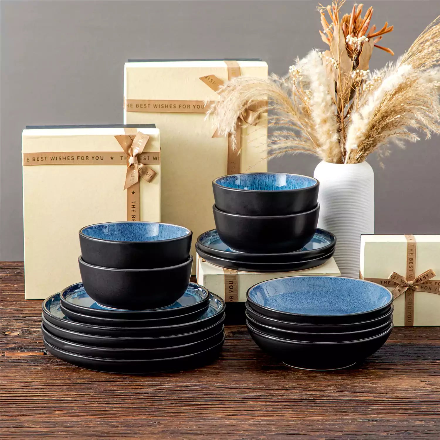 Playa 16 Piece Glossy Dinnerware Set