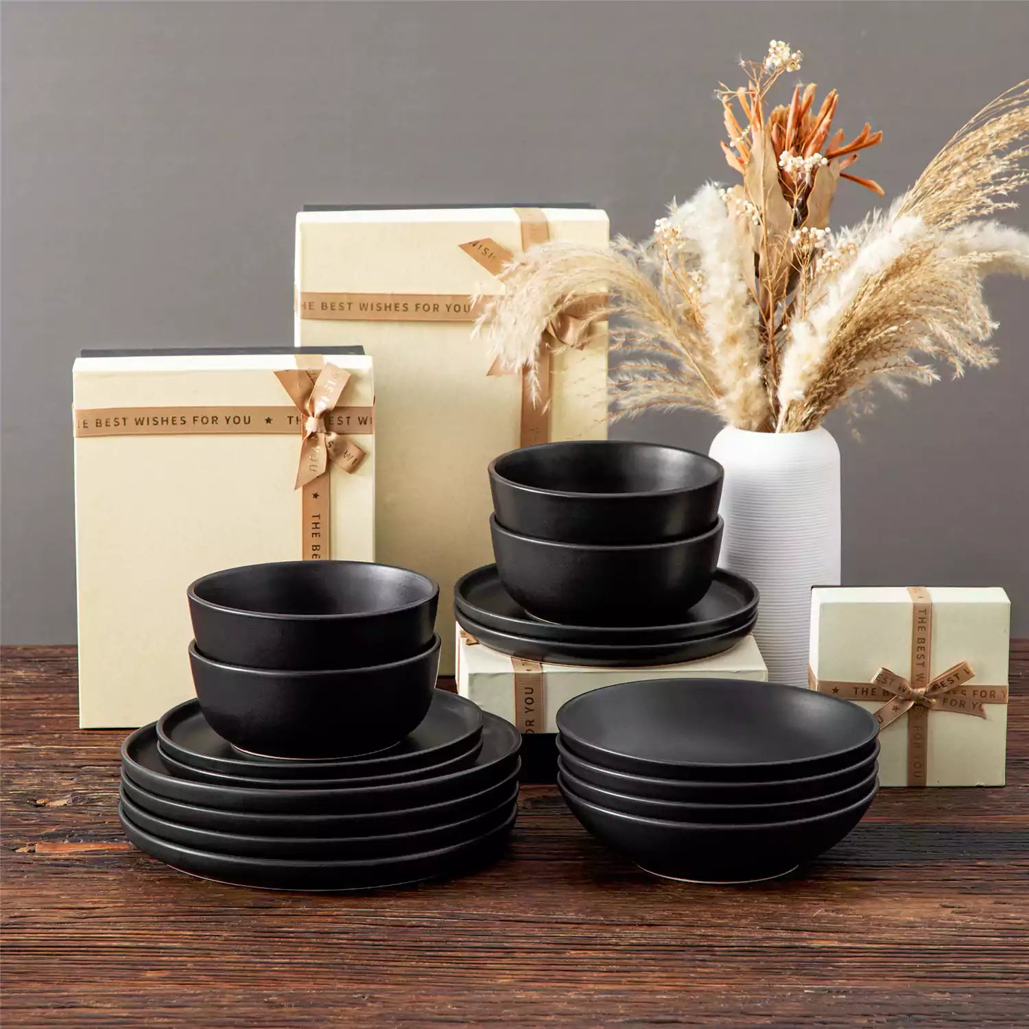 Playa 16 Piece Matte Dinnerware Set