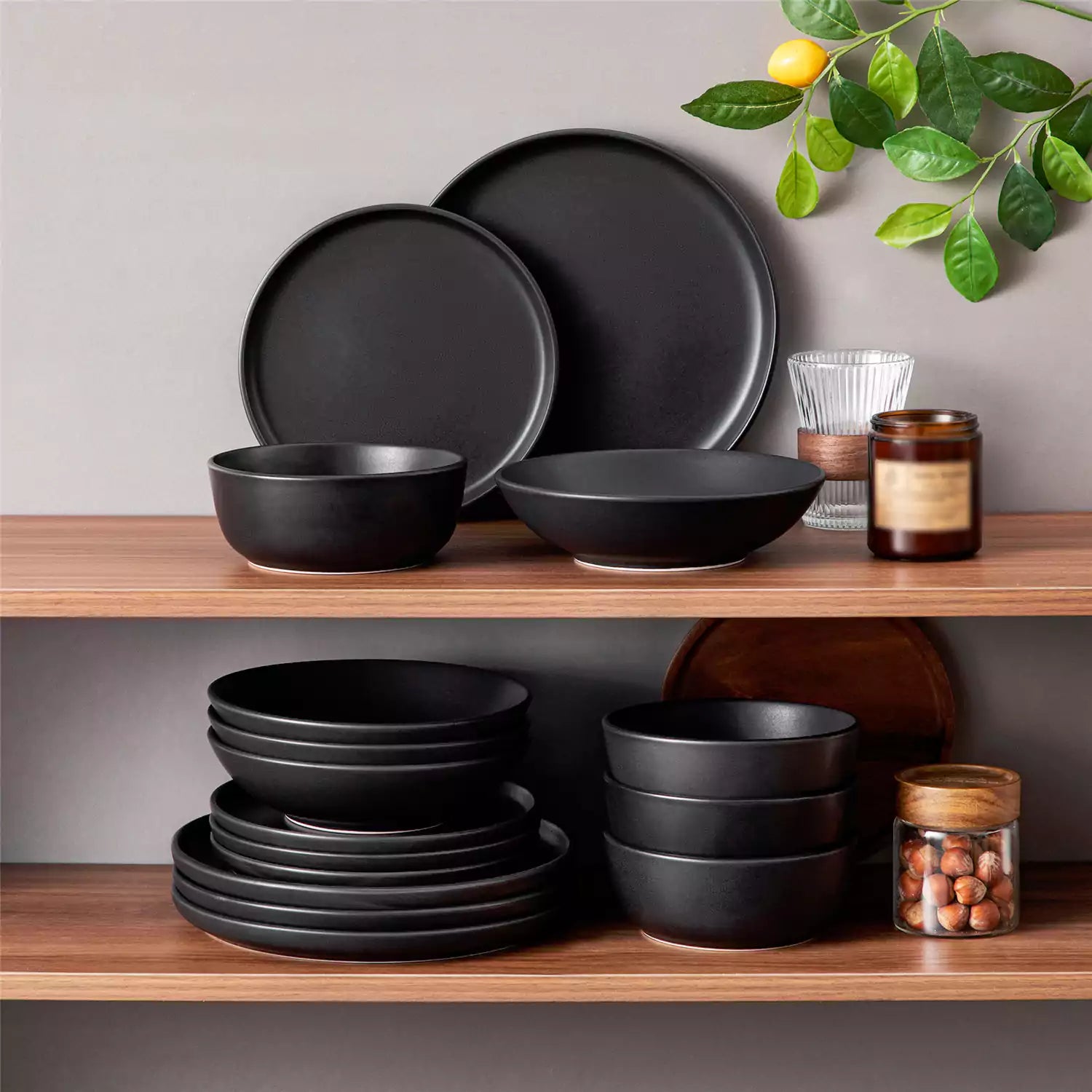 Playa 16 Piece Matte Dinnerware Set