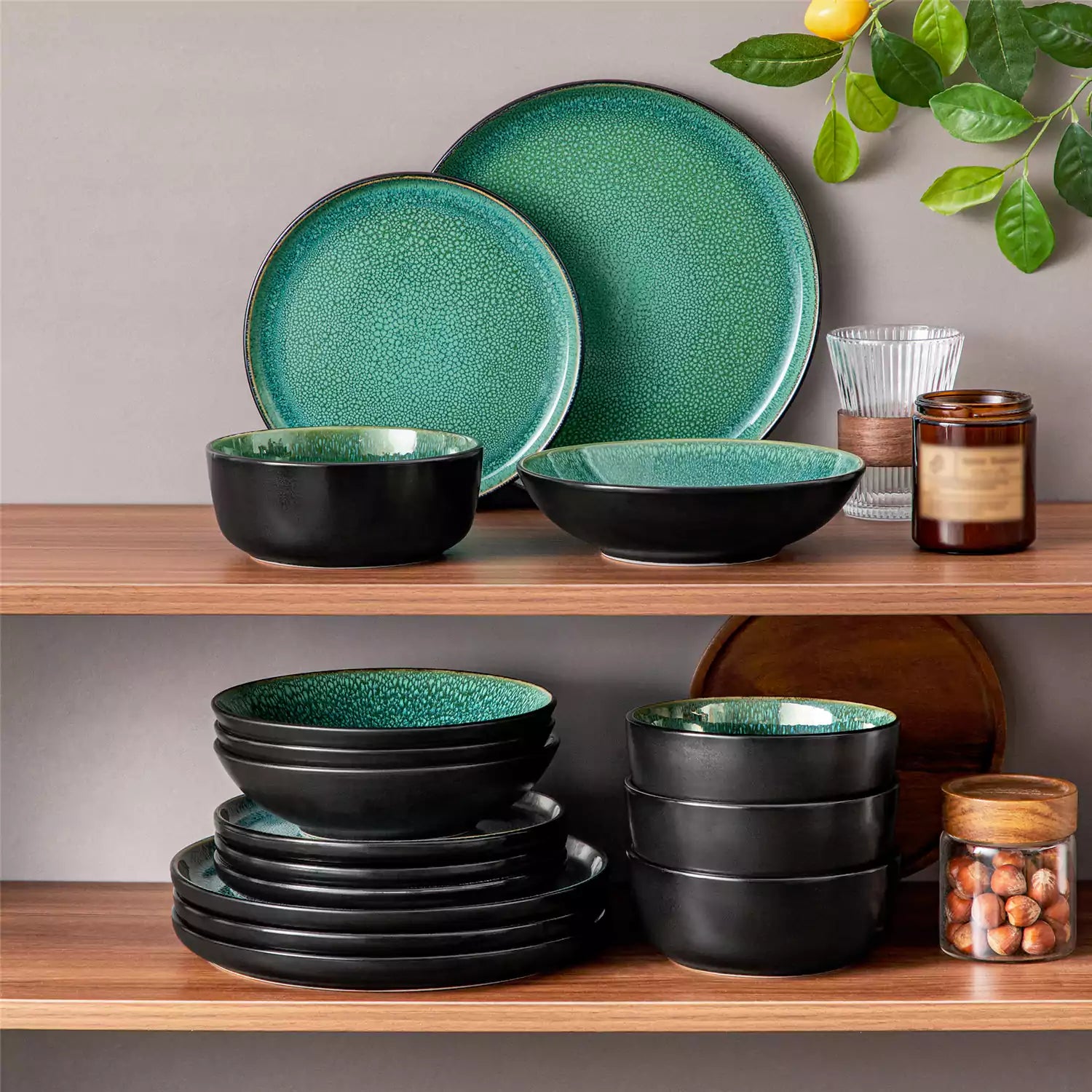 Playa 16 Piece Glossy Dinnerware Set